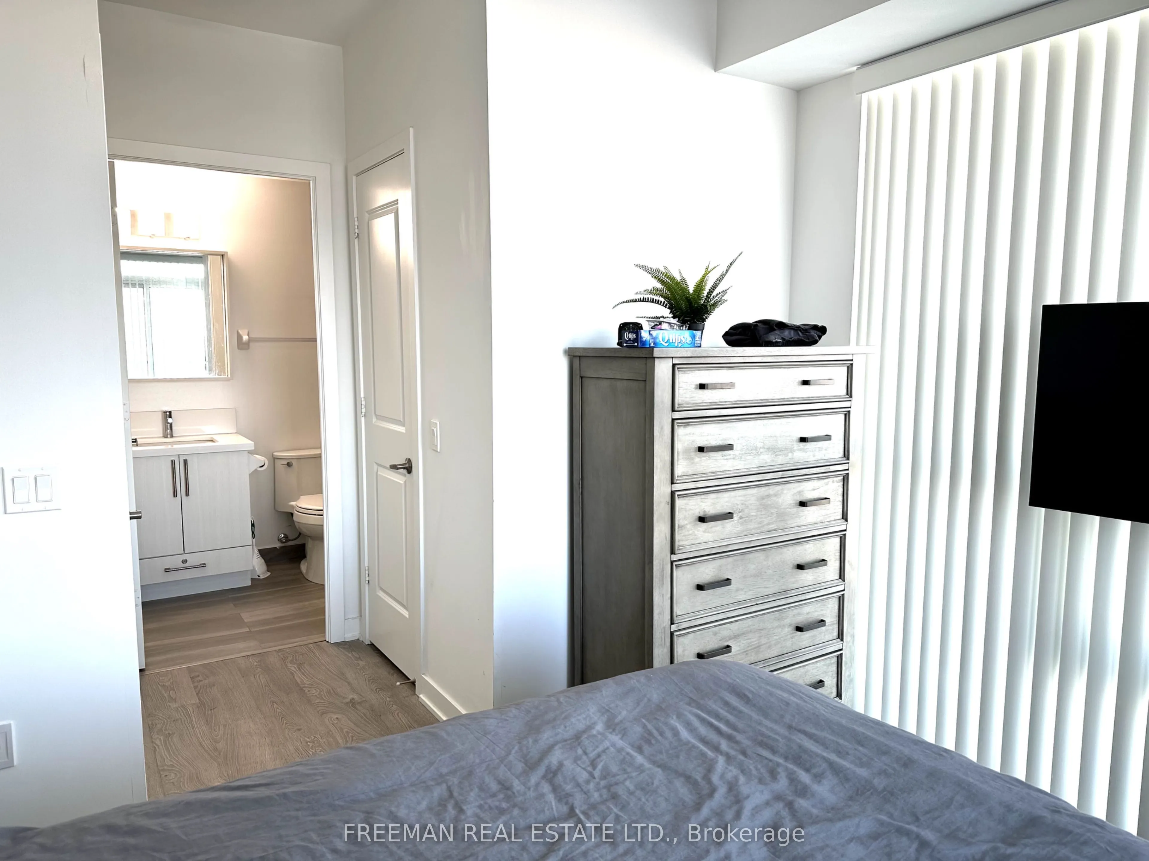 4699 Glen Erin Drive, #1509