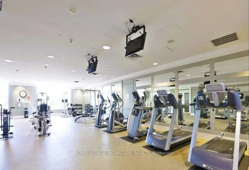 35 Kingsbridge Garden Circle, #2112