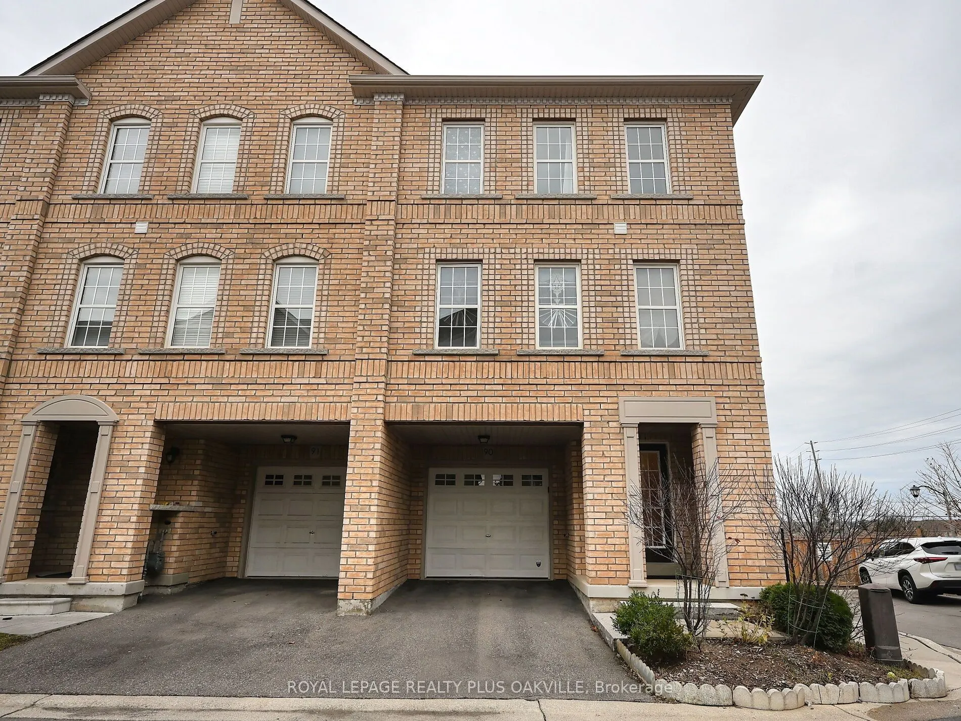 2280 Baronwood Drive, #90