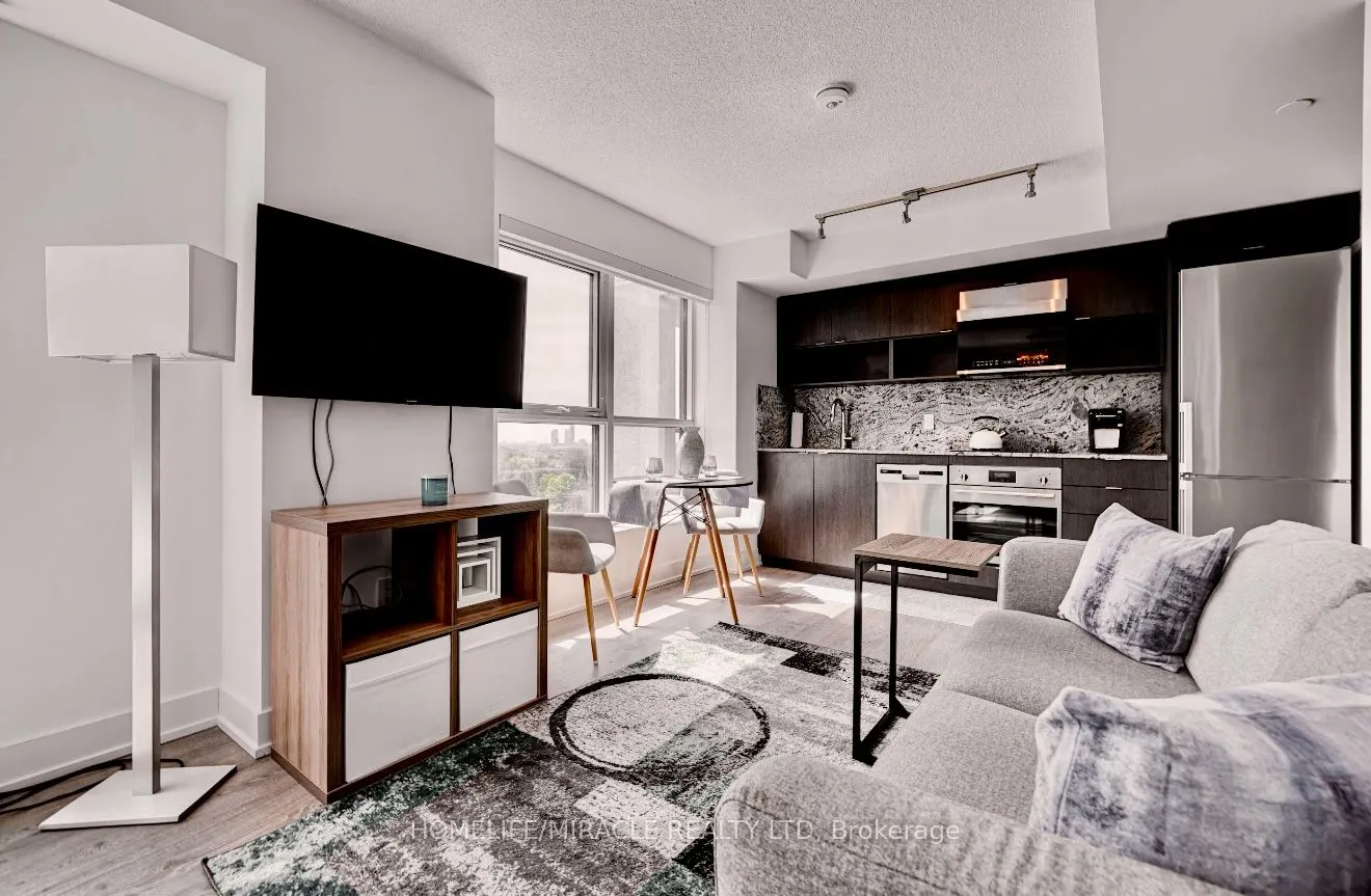 9 Mabelle Avenue, #1123