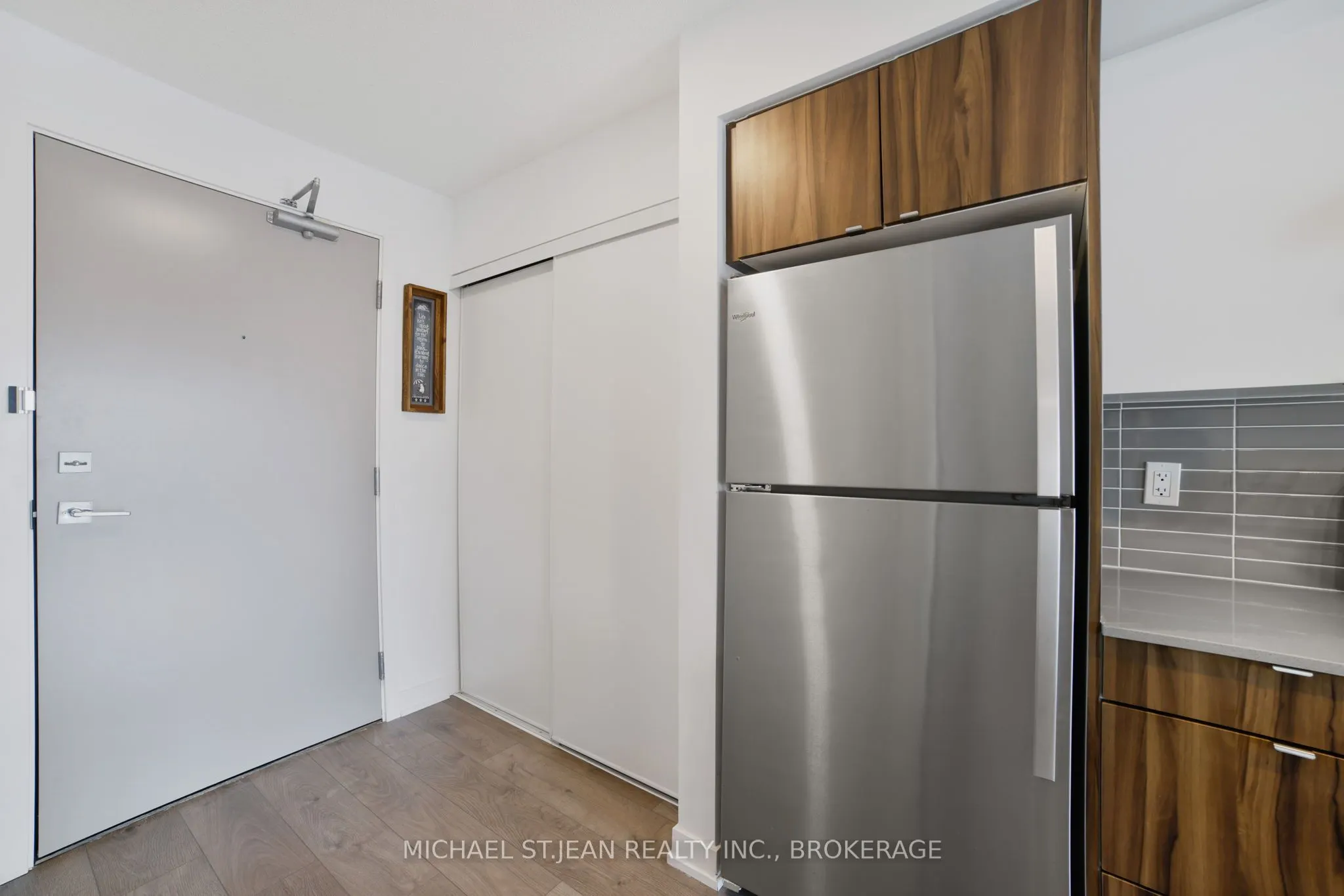 1119 Cooke Boulevard, #B420