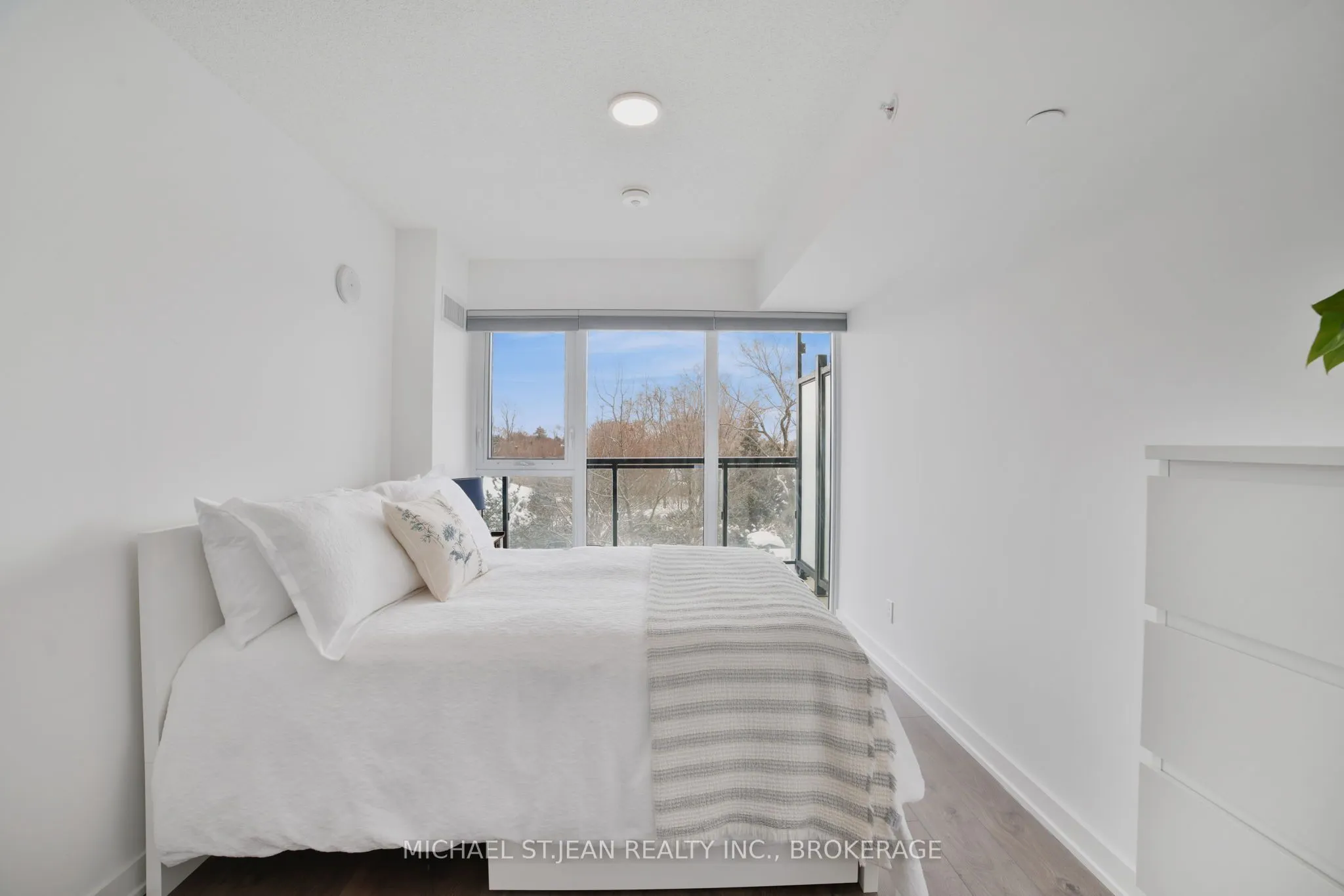 1119 Cooke Boulevard, #B420