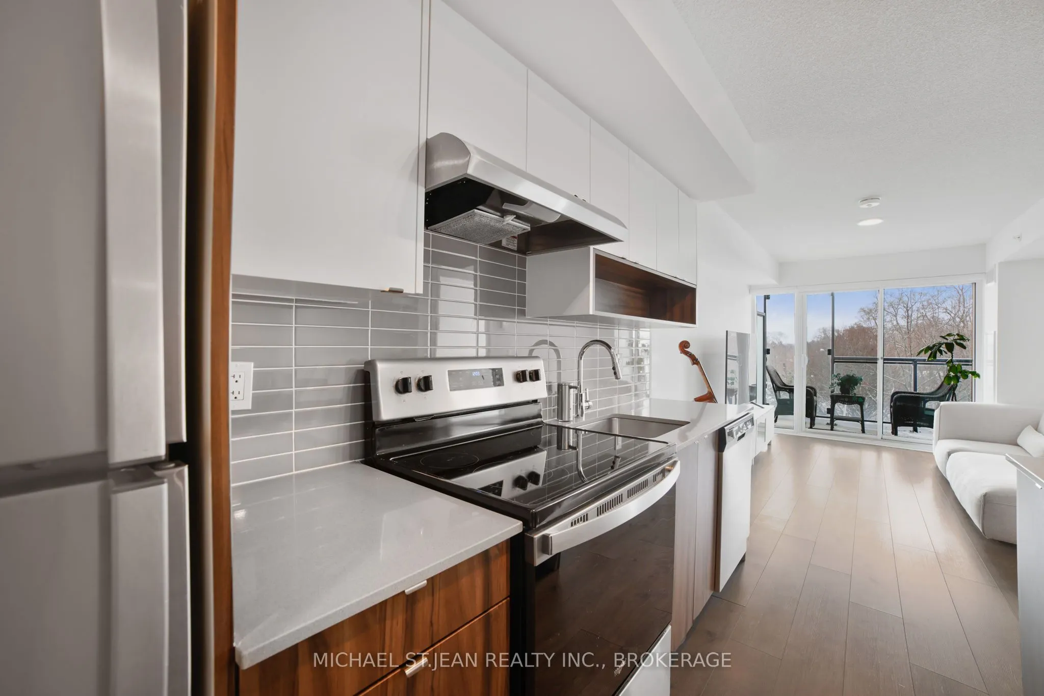 1119 Cooke Boulevard, #B420