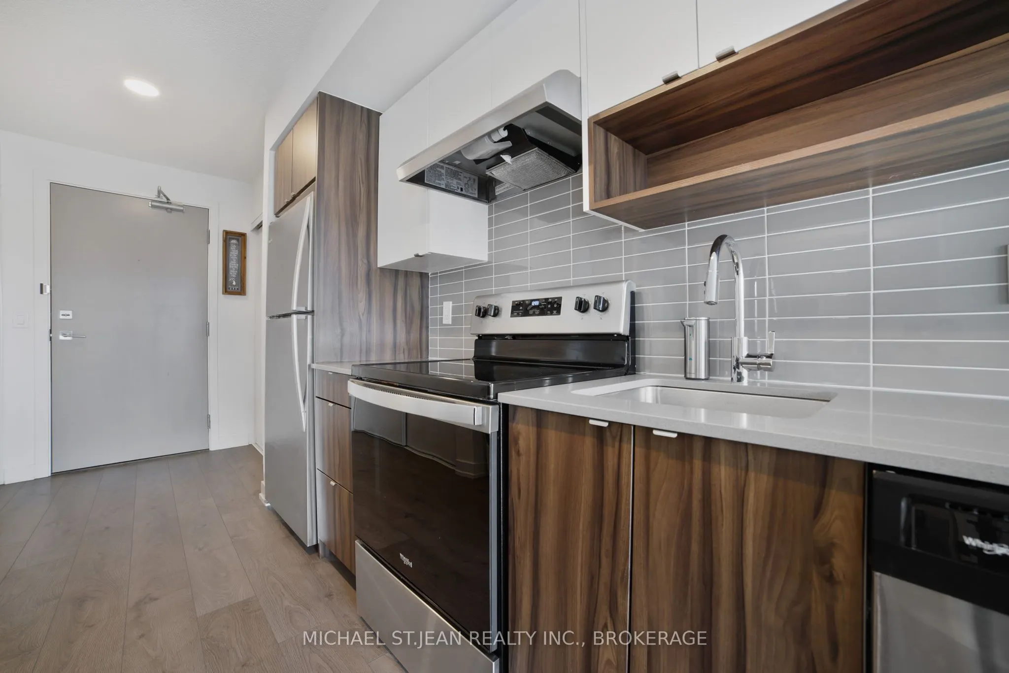 1119 Cooke Boulevard, #B420