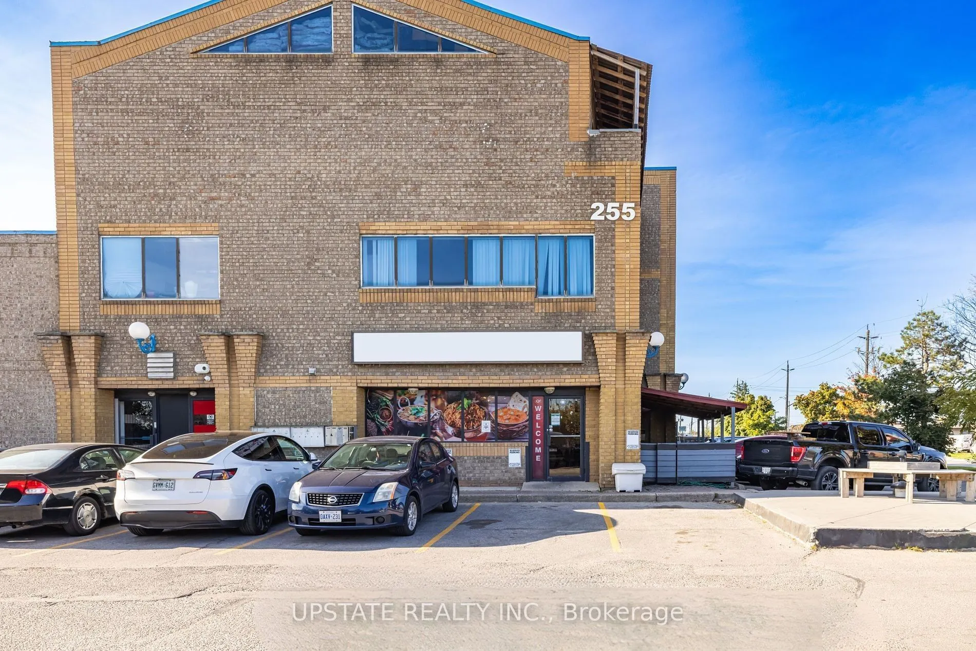 255 Rutherford Road S, #103
