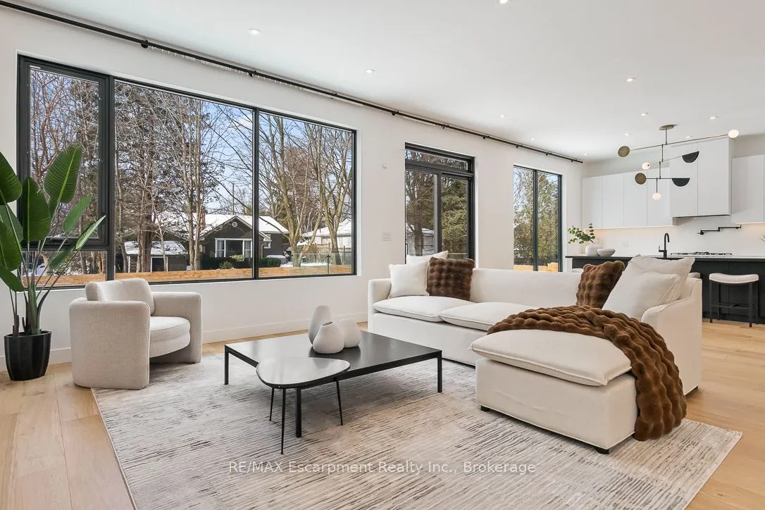 1405 ACTON Crescent
