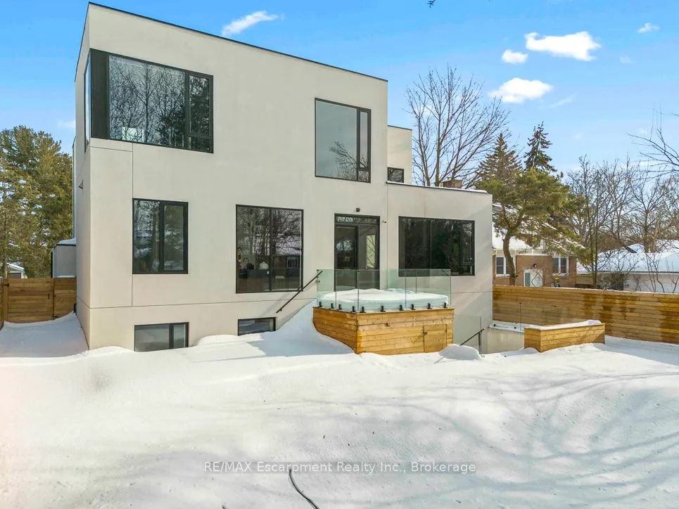 1405 ACTON Crescent