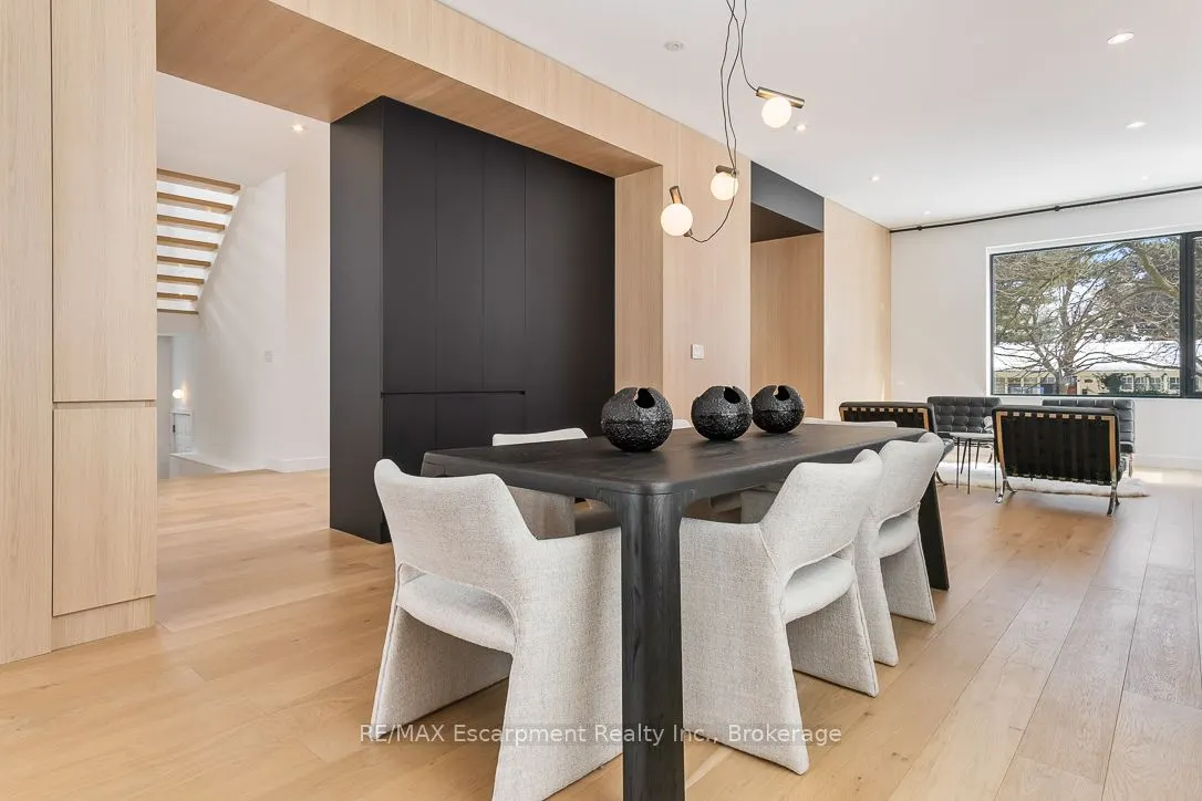 1405 ACTON Crescent