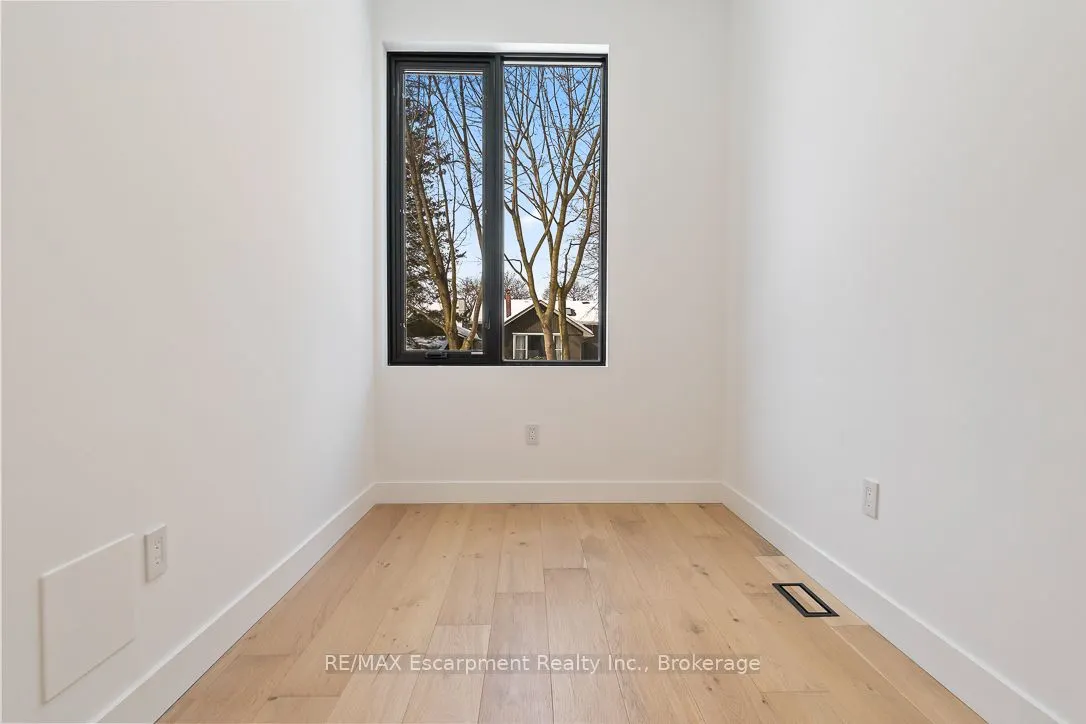 1405 ACTON Crescent