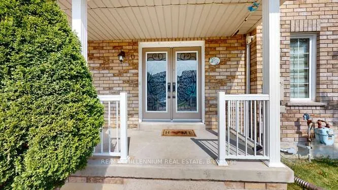 25 Trevino Crescent