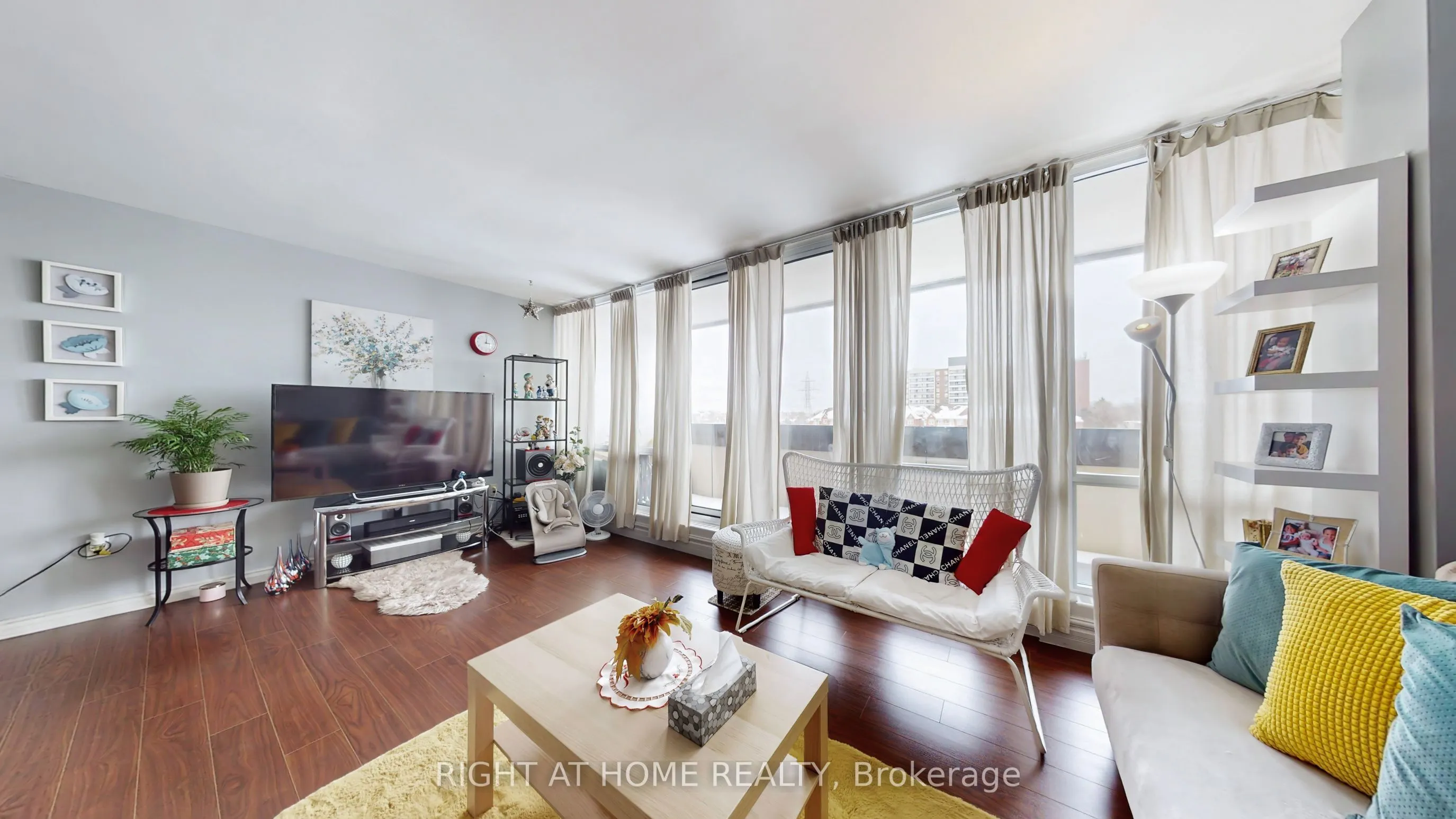 455 Sentinel Road, #711