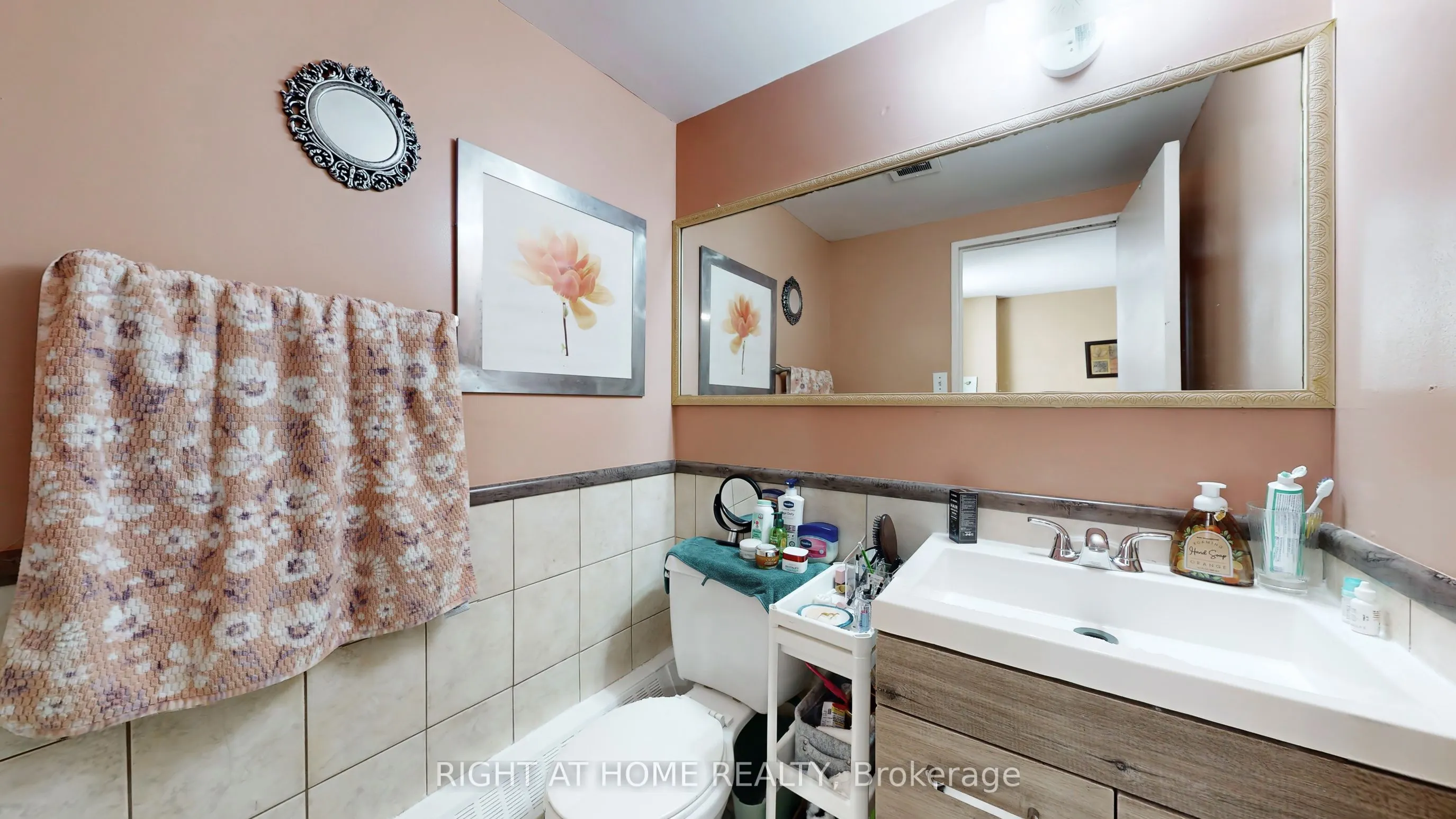 455 Sentinel Road, #711
