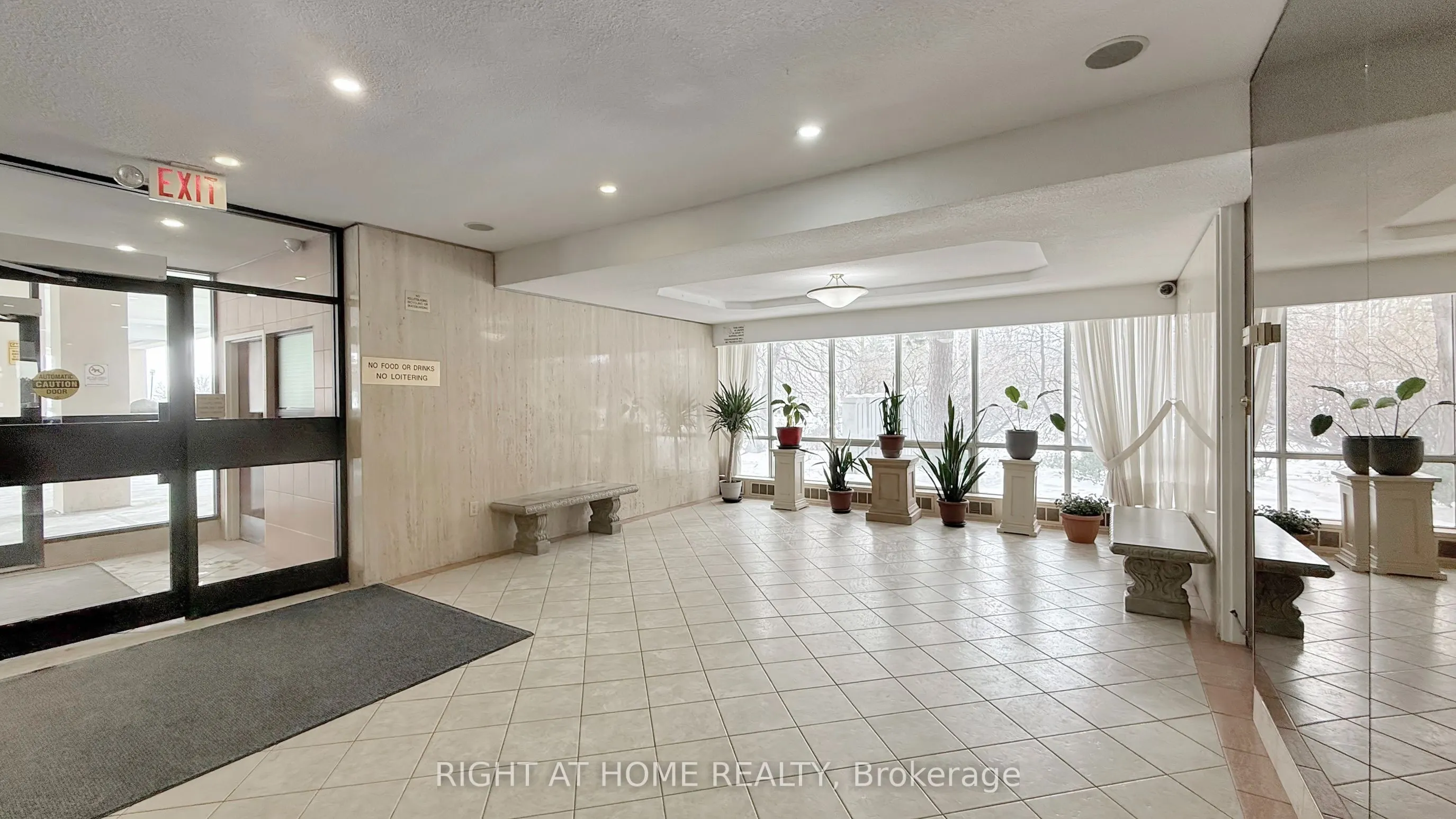 455 Sentinel Road, #711