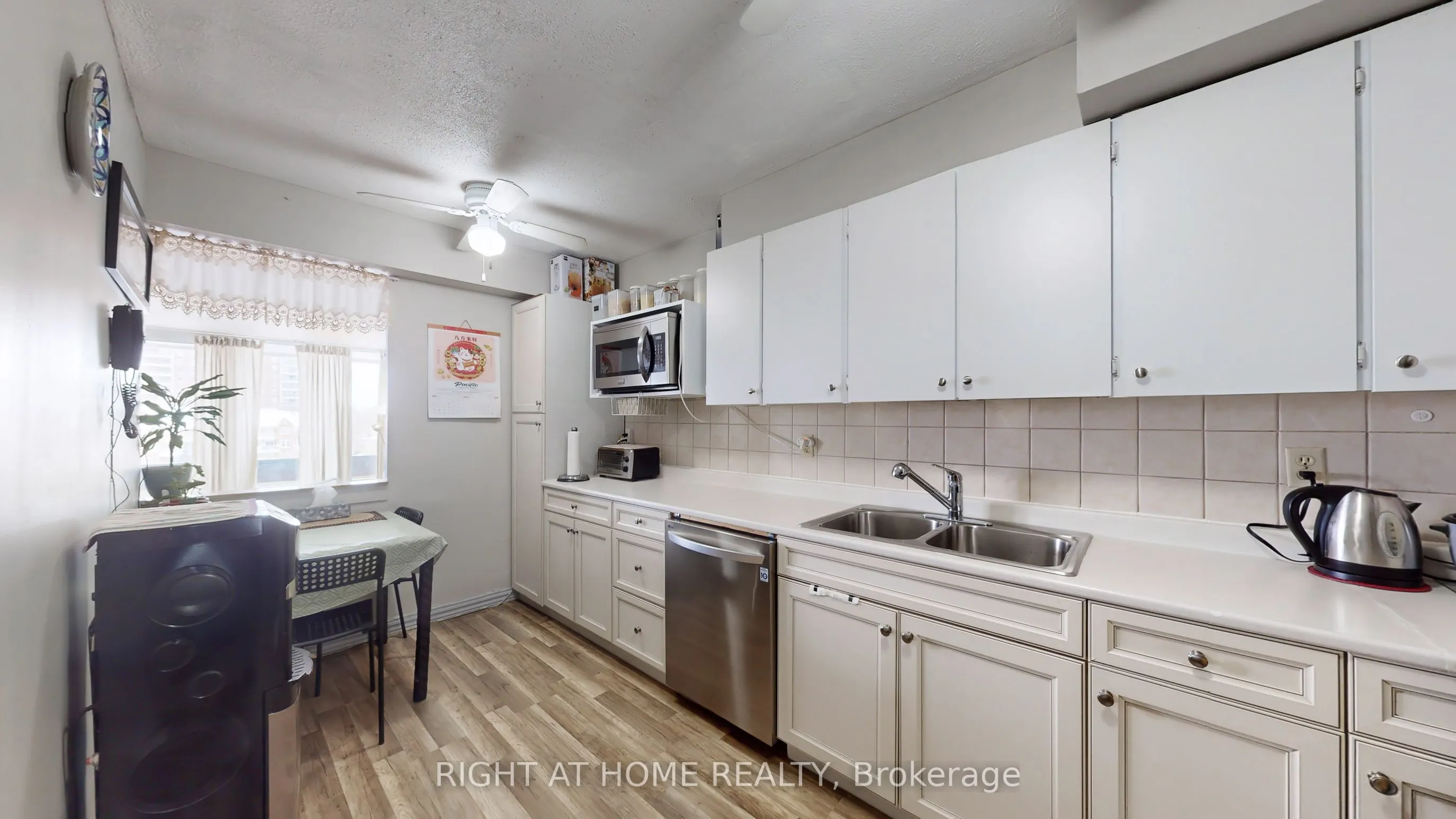 455 Sentinel Road, #711