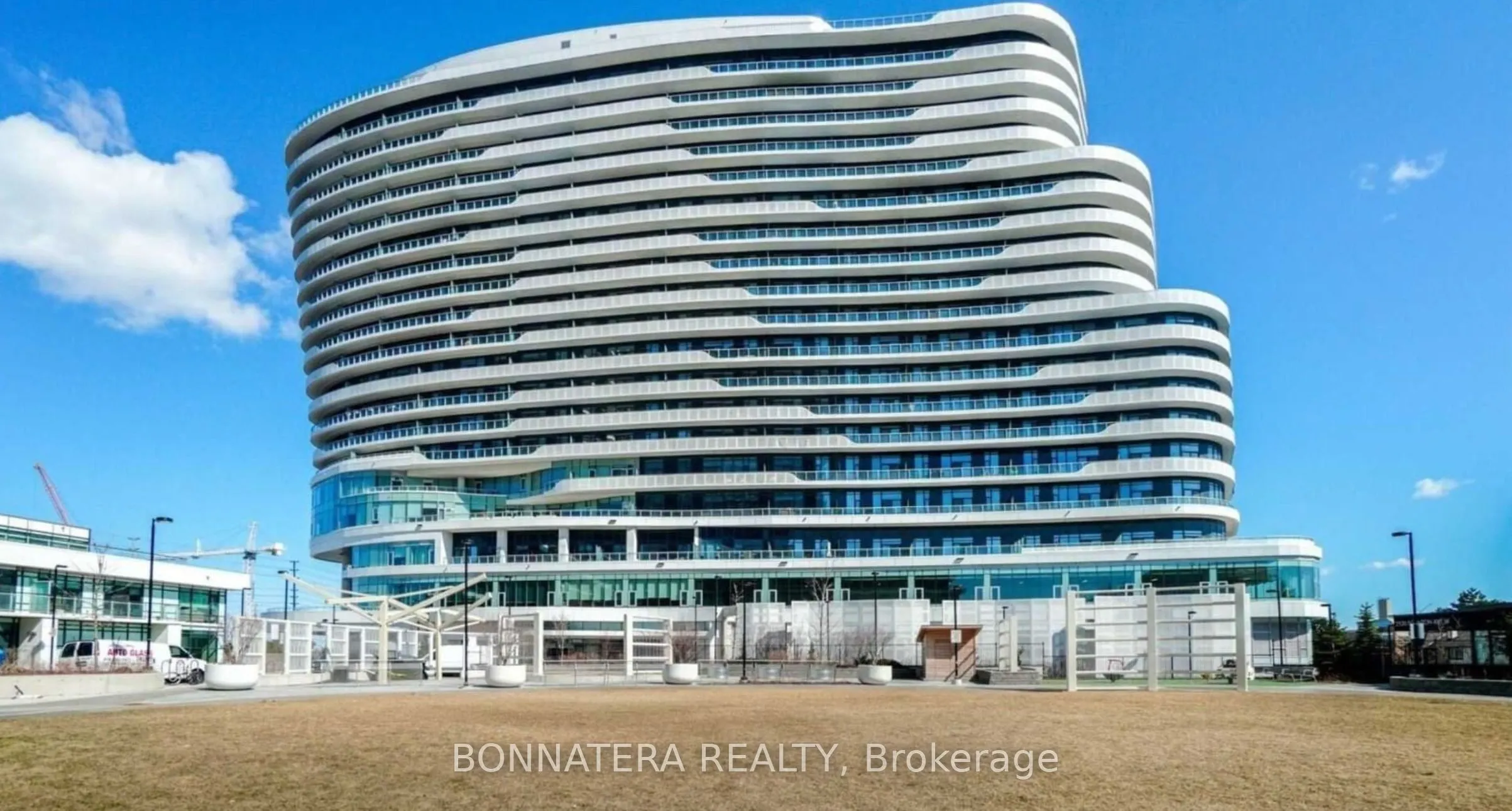 2520 Eglinton Avenue W, #1801