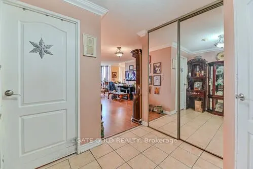 2470 Eglinton Avenue W #706