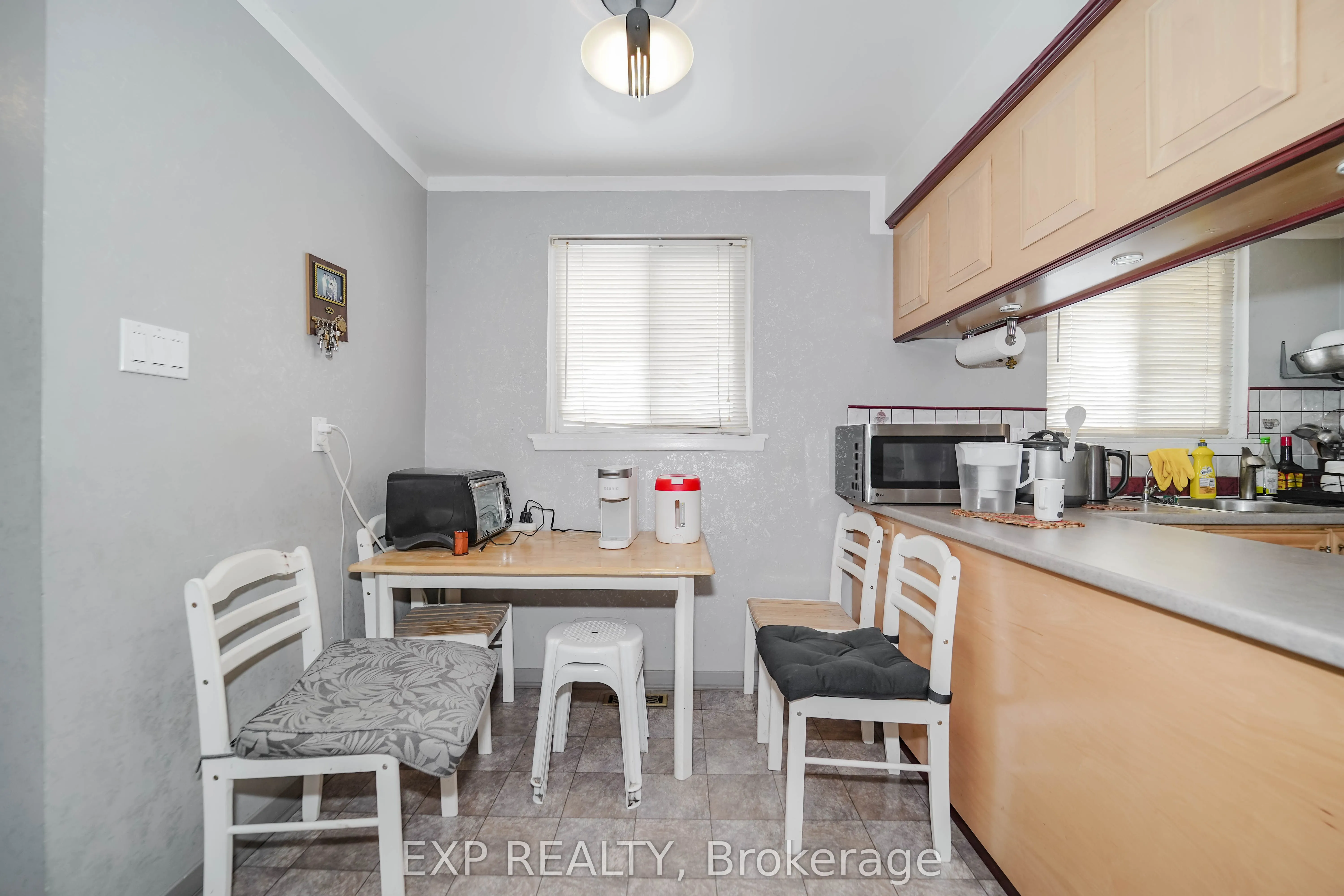 23 Cloverdale Drive