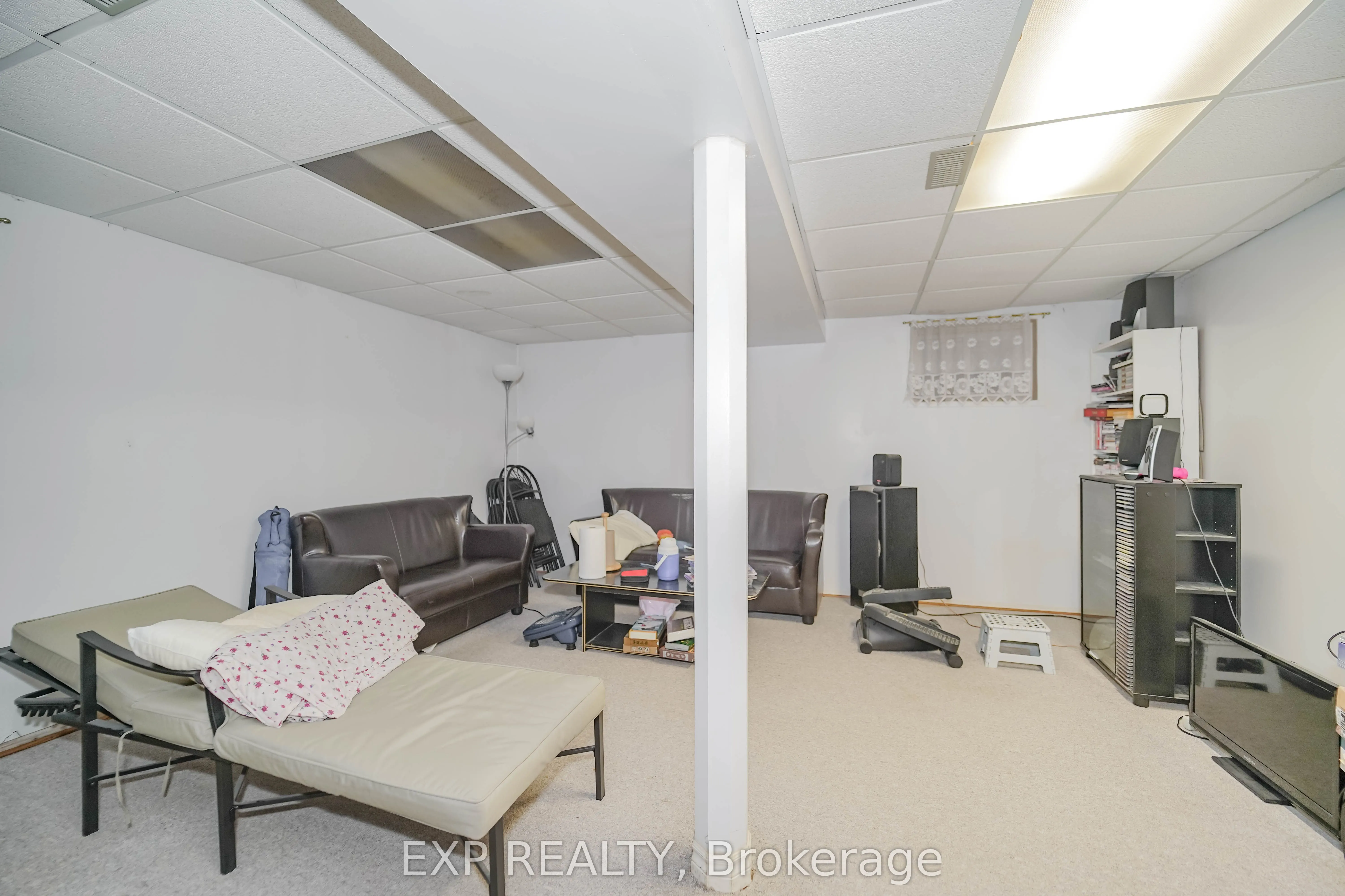 23 Cloverdale Drive