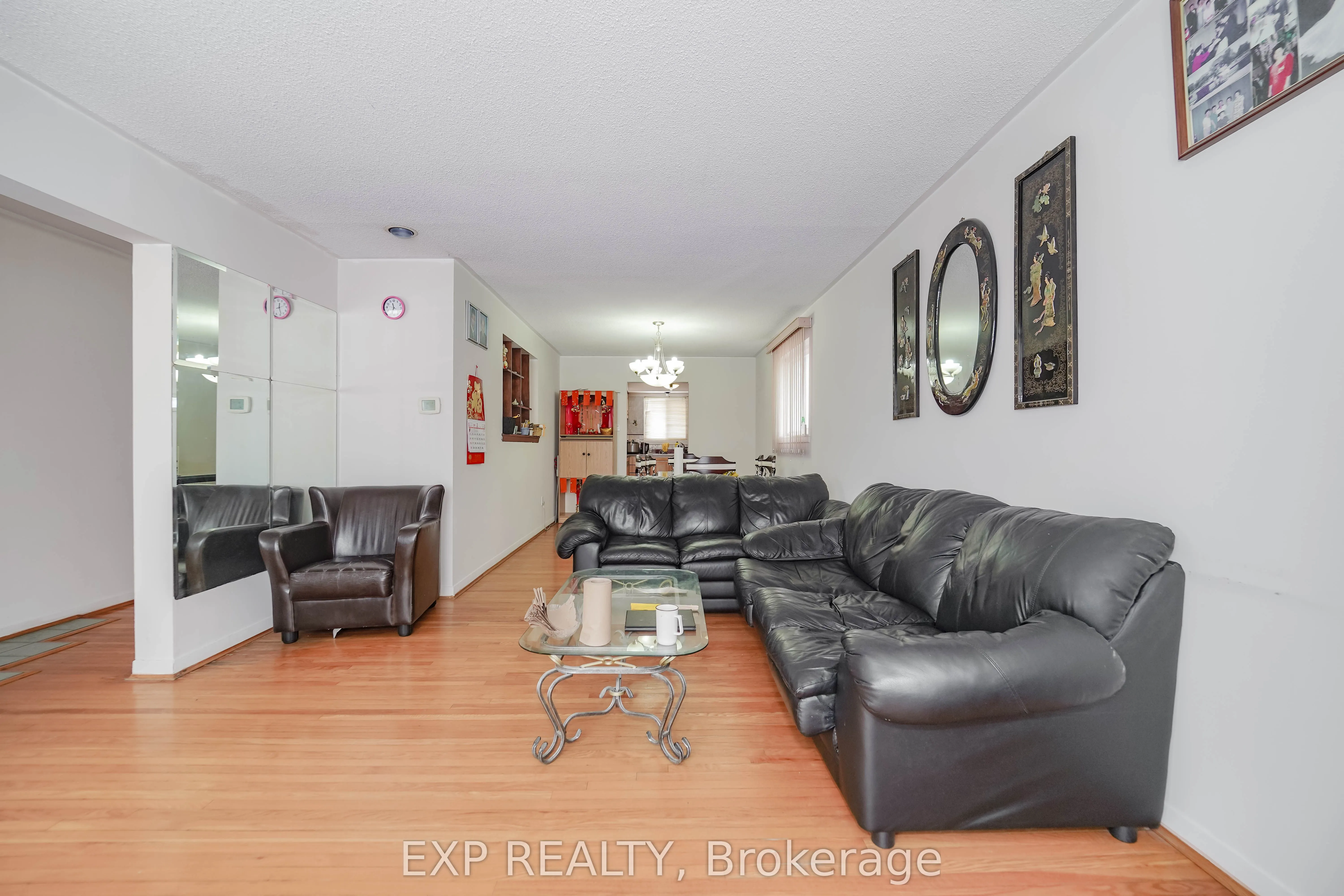 23 Cloverdale Drive