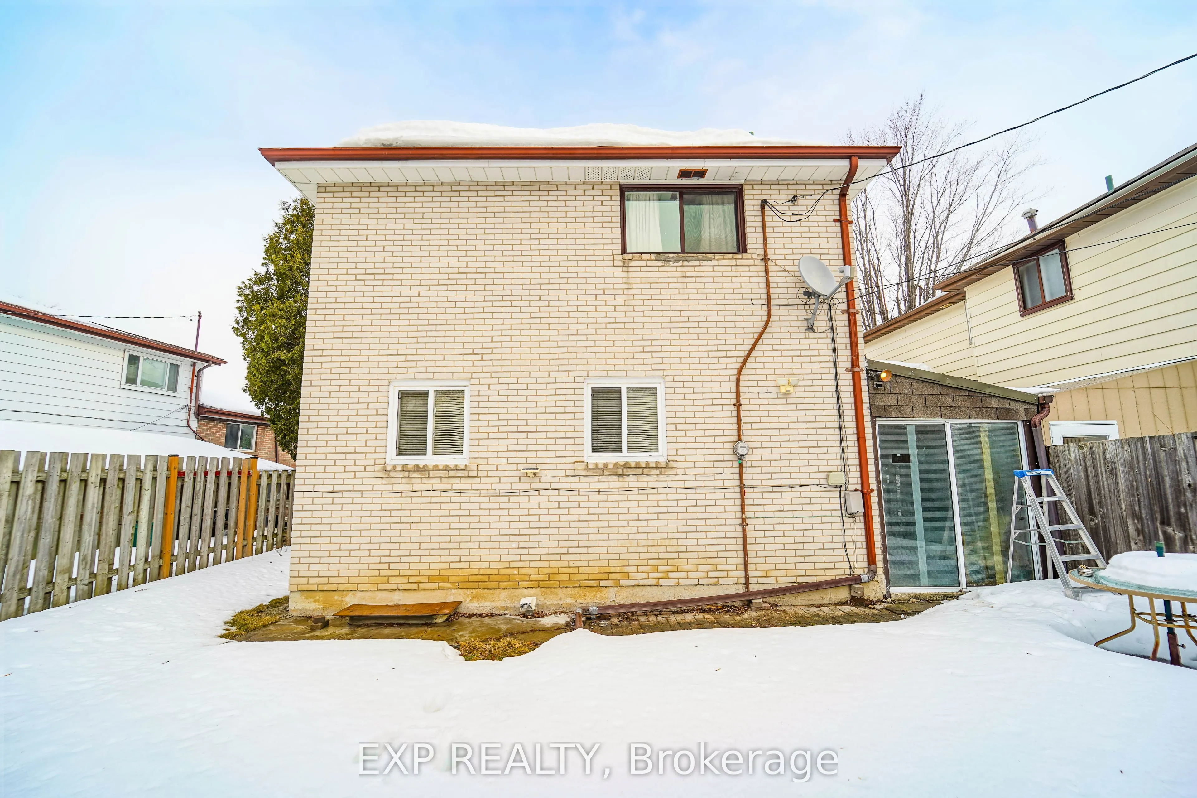23 Cloverdale Drive