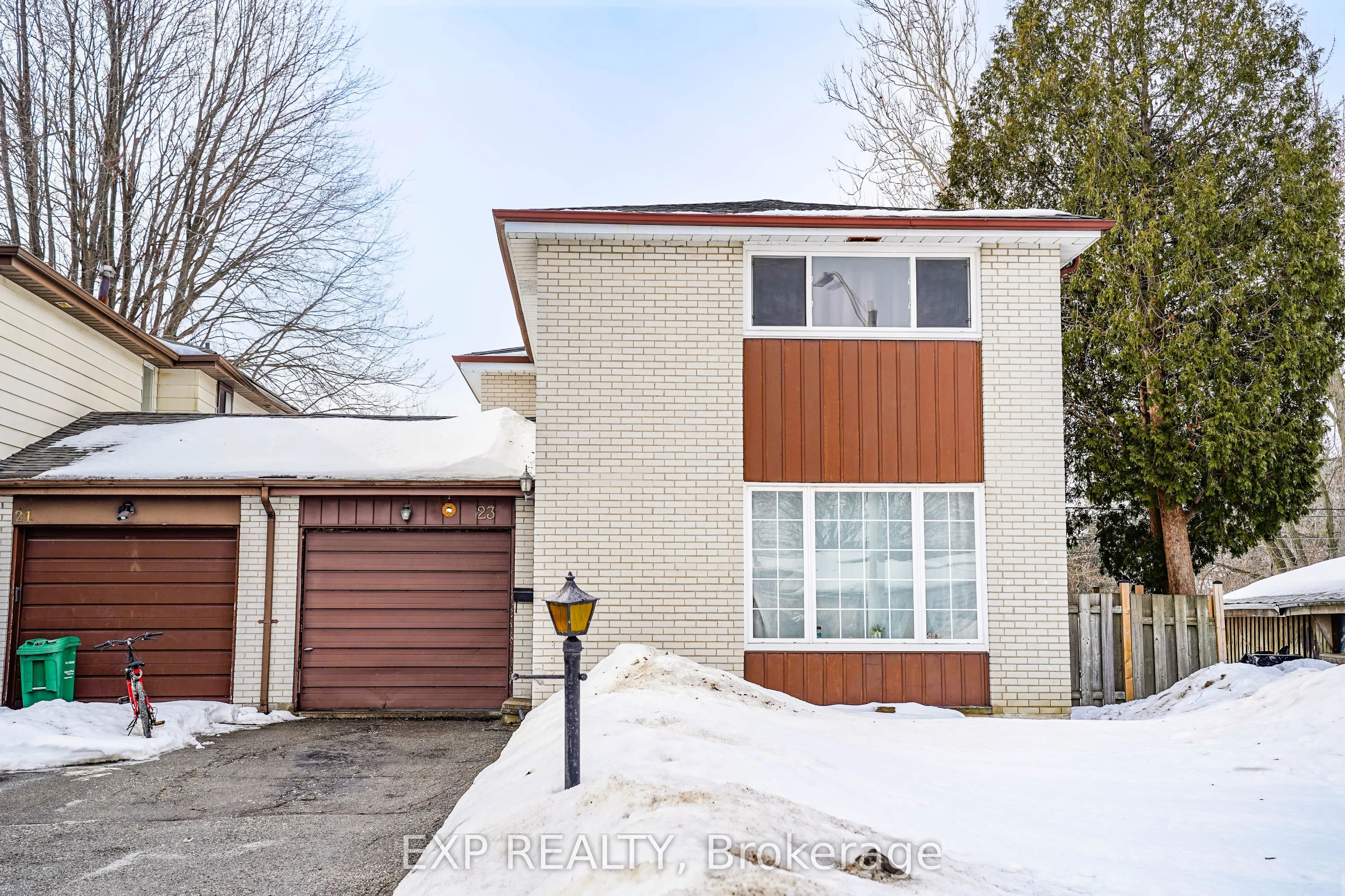 23 Cloverdale Drive