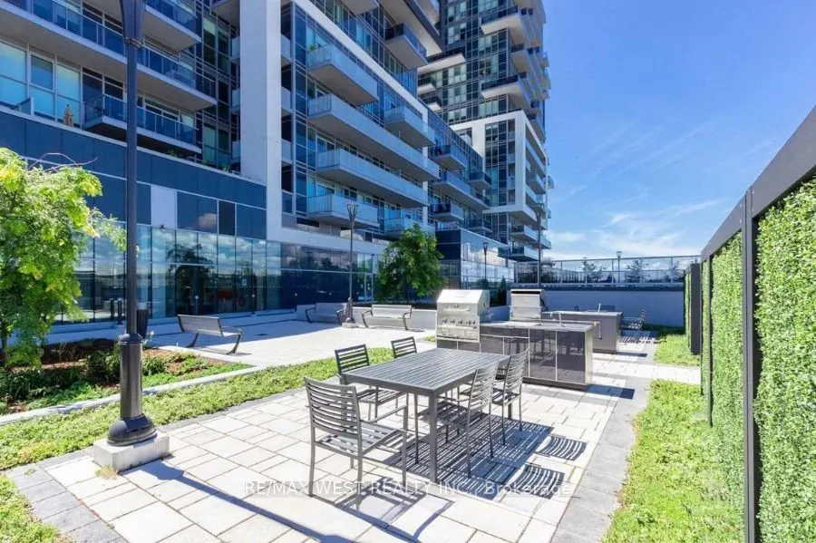 2093 Fairview Street, #610