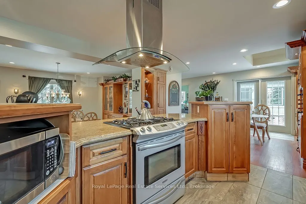 6 TURTLE LAKE Drive