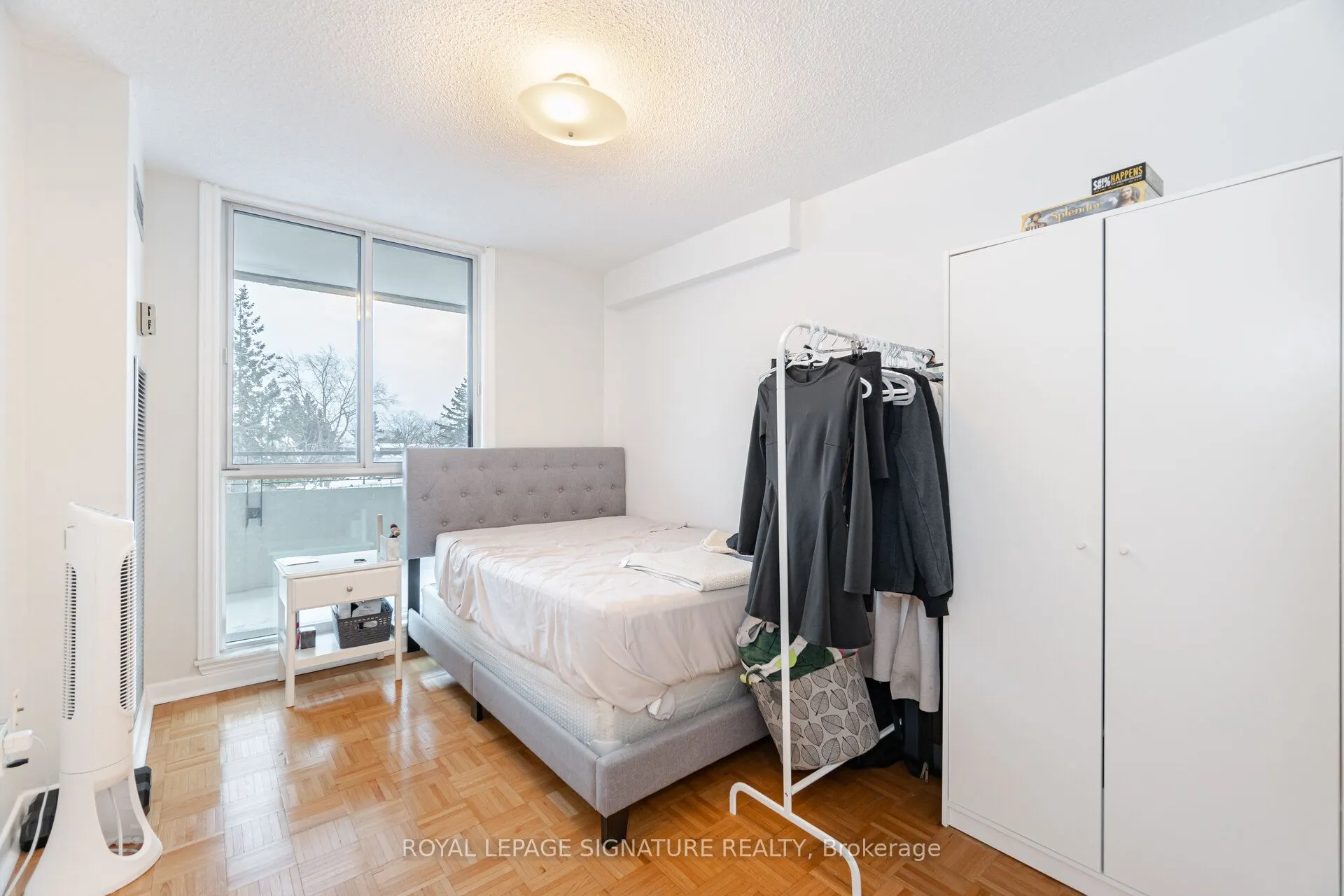 1300 Mississauga Valley Boulevard, #211