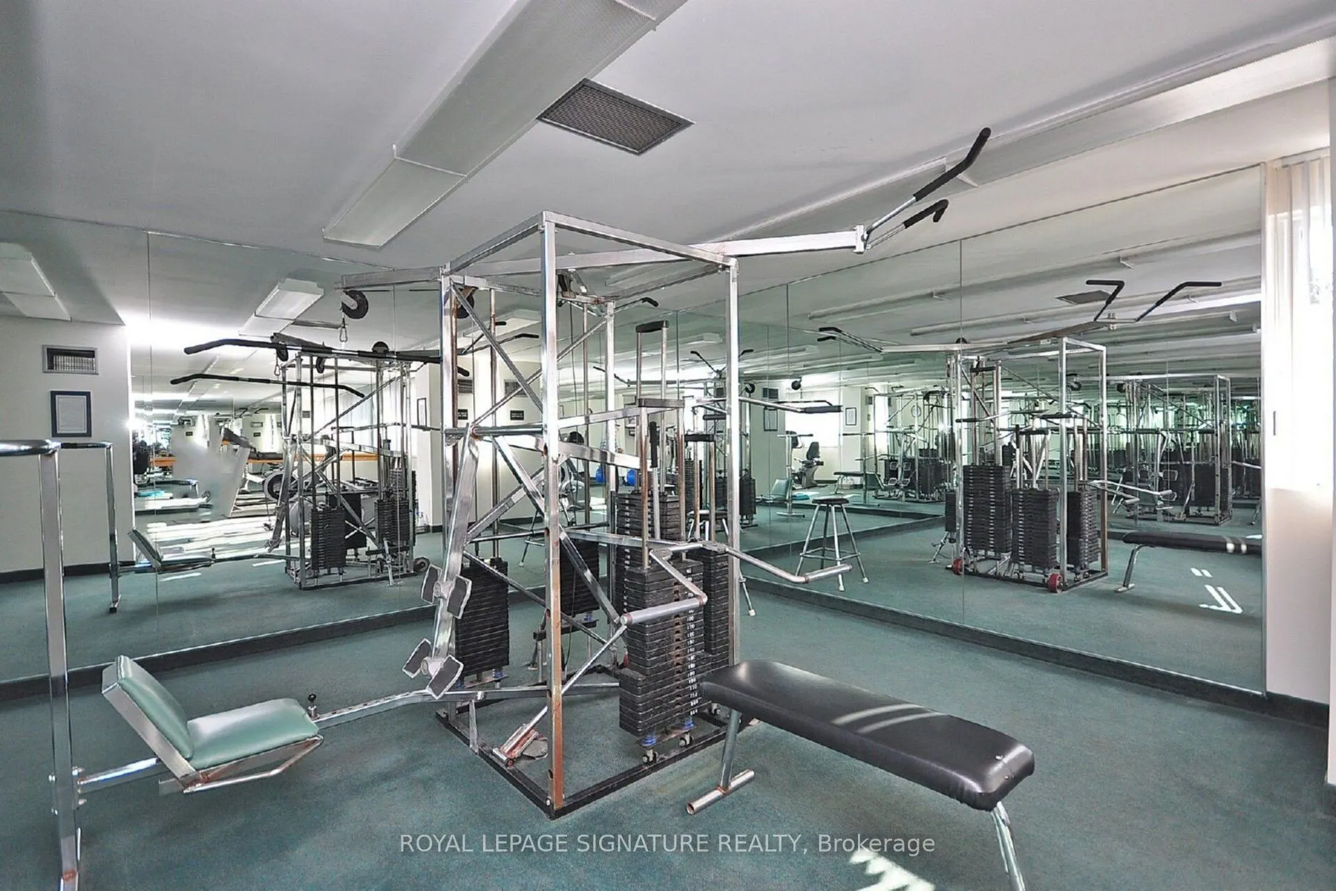 1300 Mississauga Valley Boulevard, #211
