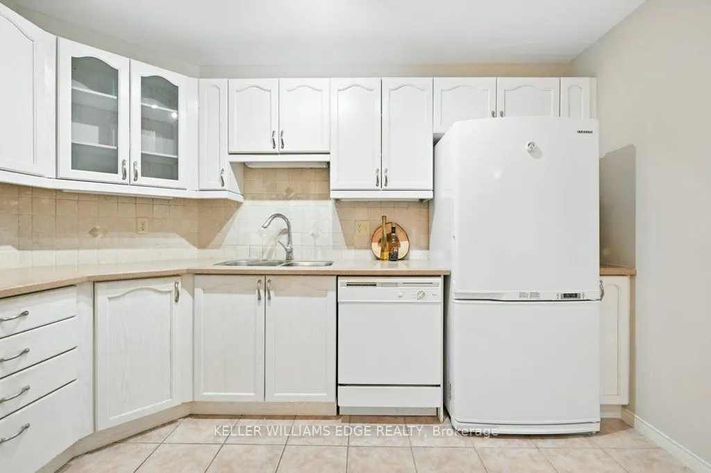 2085 Amherst Heights Drive, #610