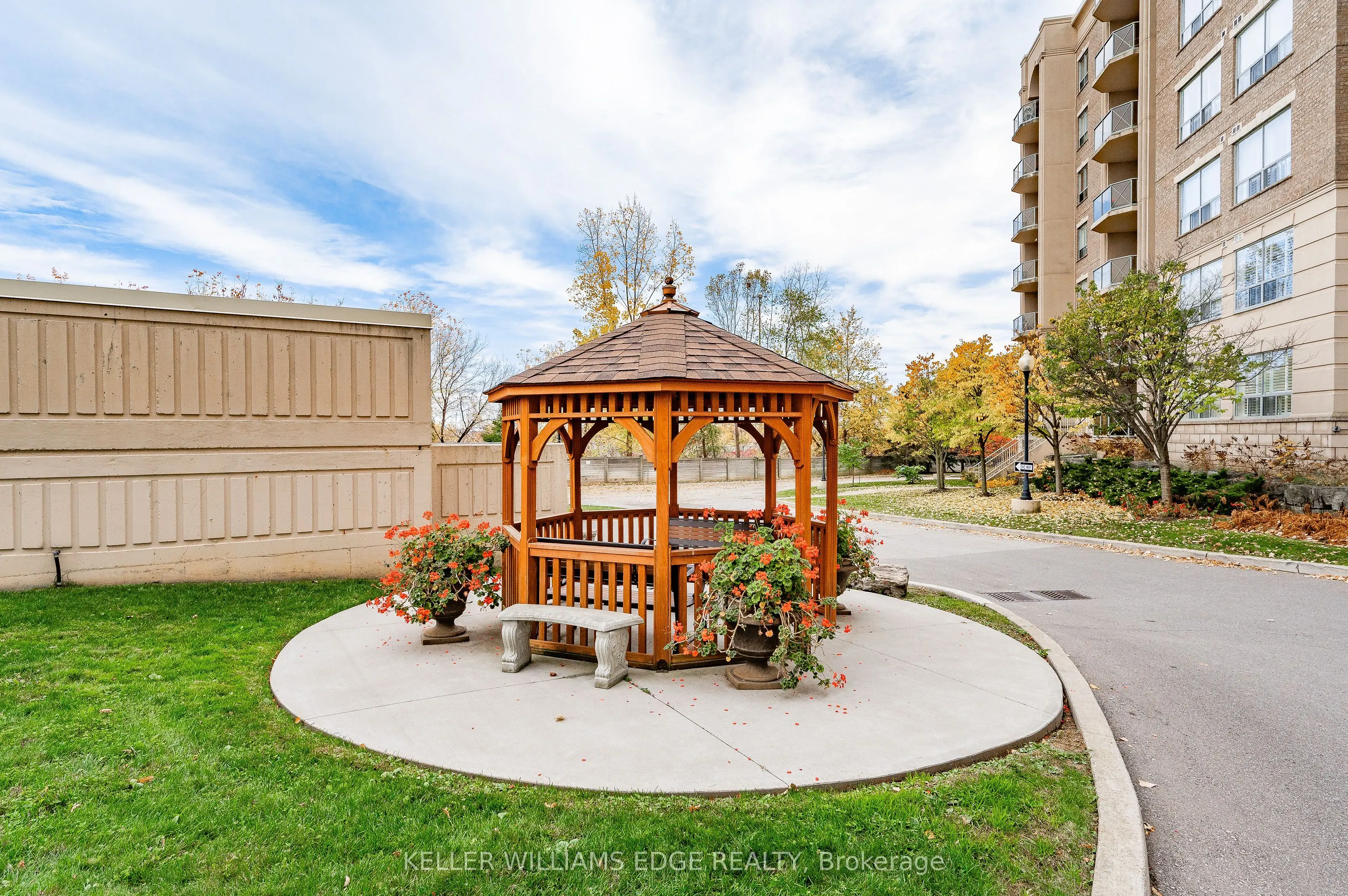 2085 Amherst Heights Drive, #610