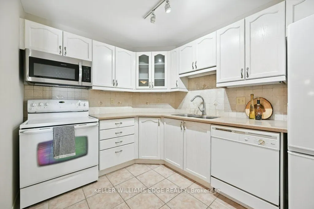 2085 Amherst Heights Drive, #610
