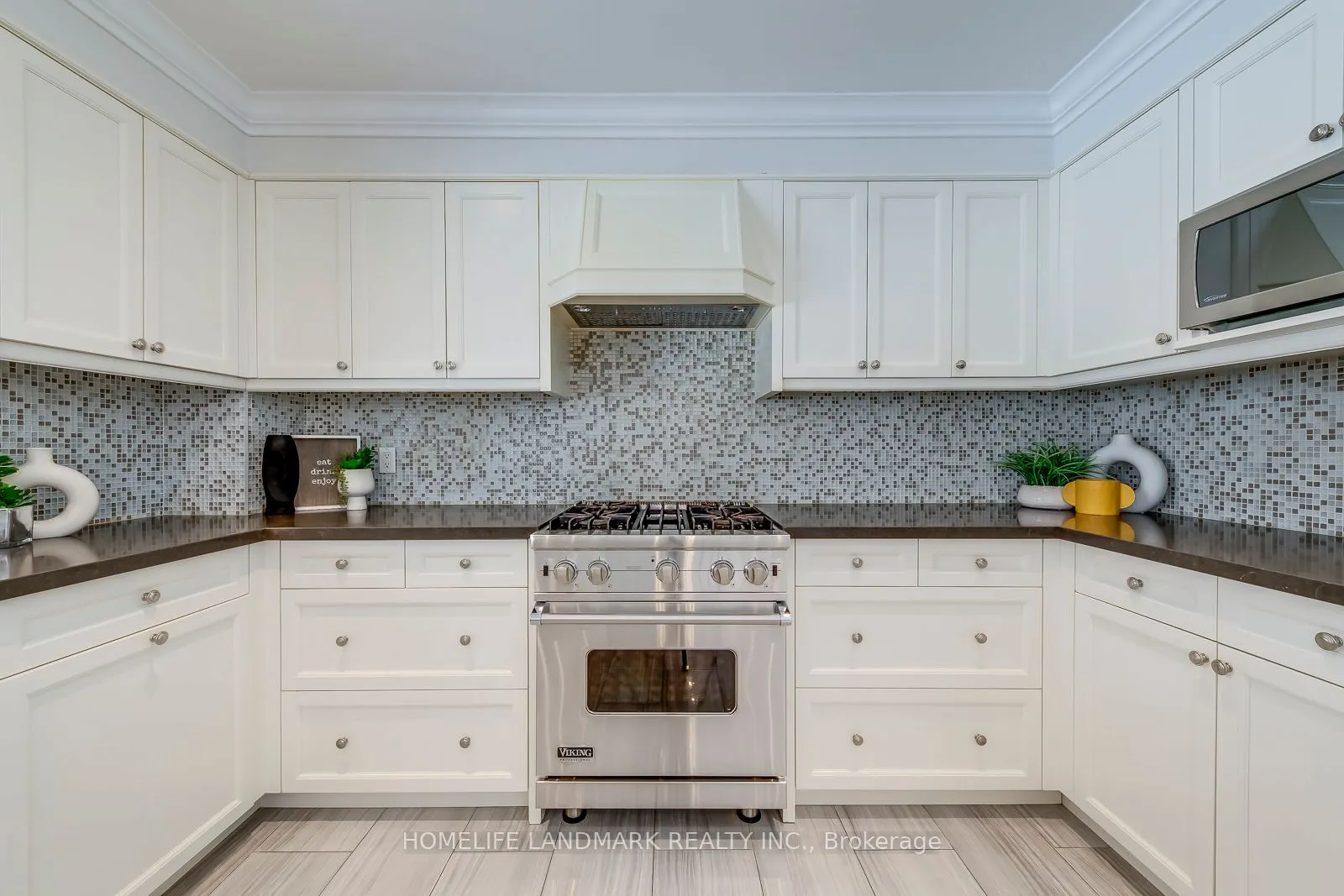 503 Blenheim Crescent