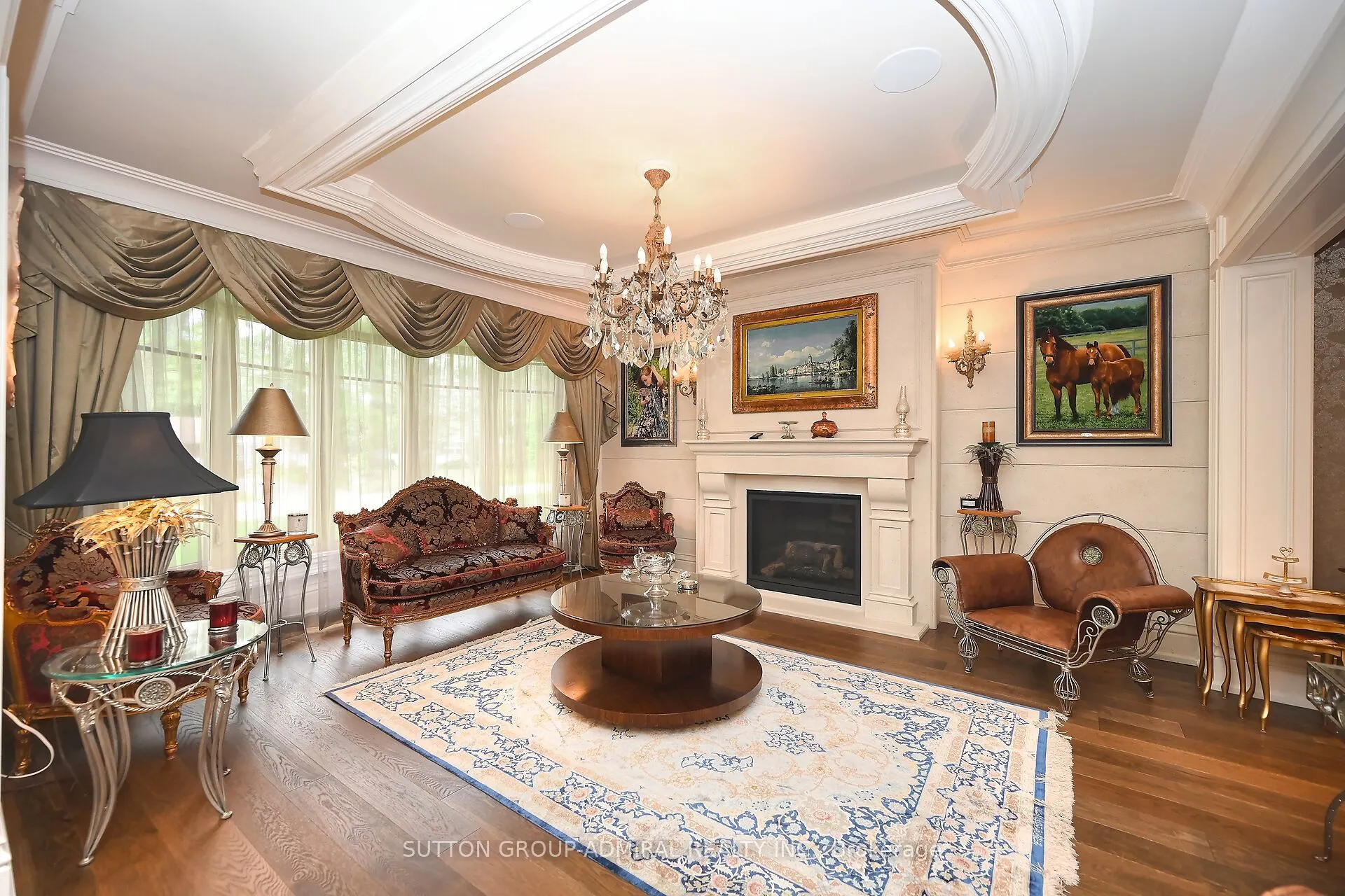 883 Parkland Avenue