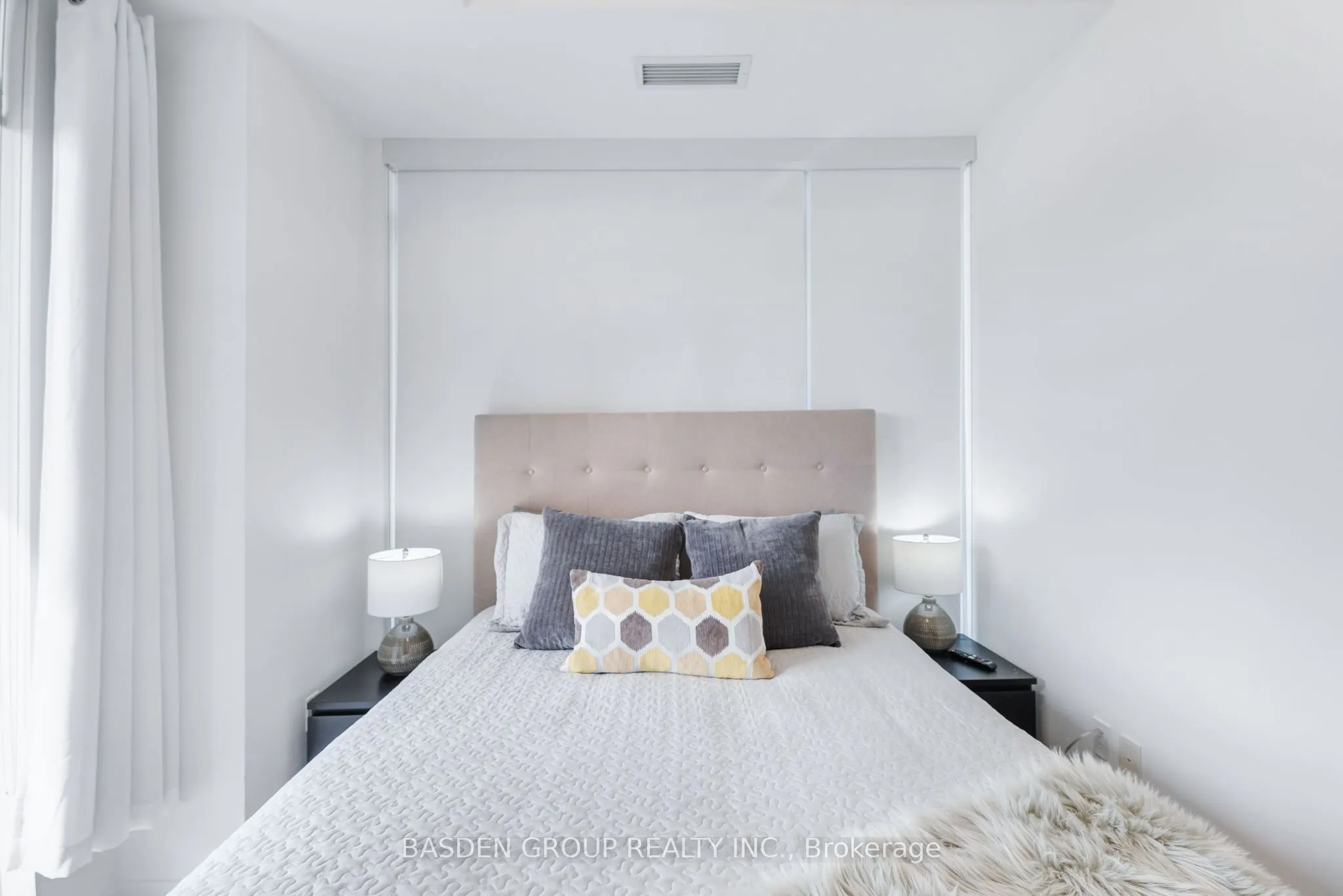 4655 Metcalfe Avenue, #202B