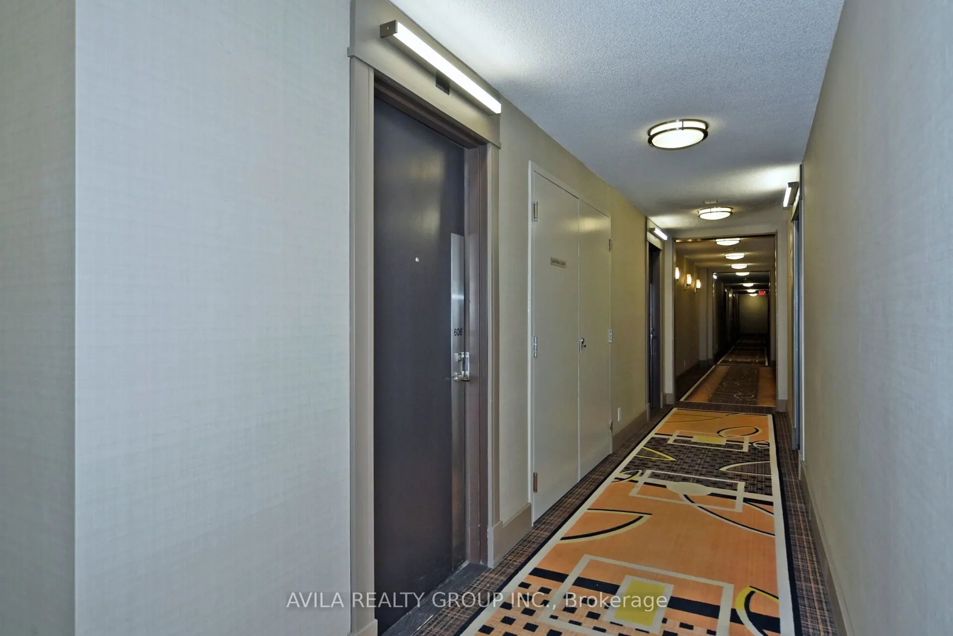 1 De Boers Drive, #606