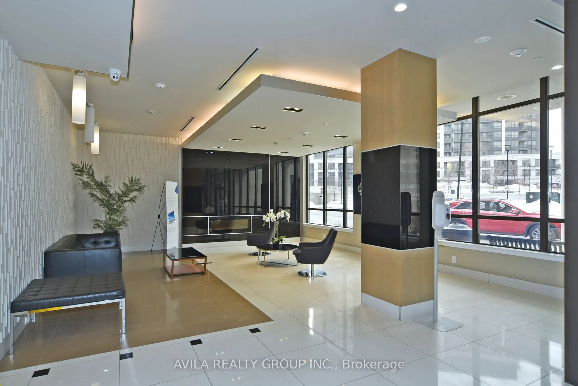 1 De Boers Drive, #606
