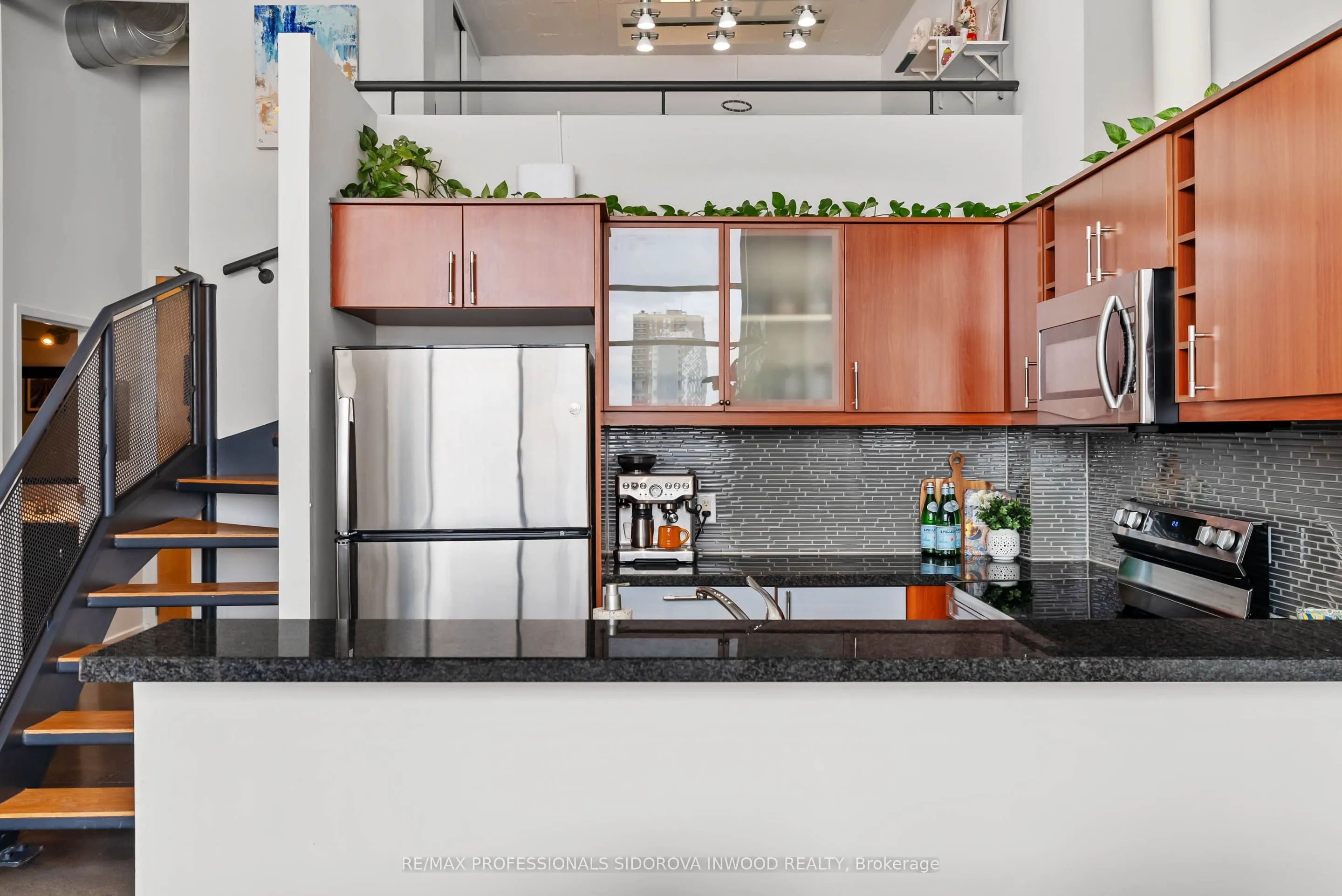 1001 Roselawn Avenue, #429