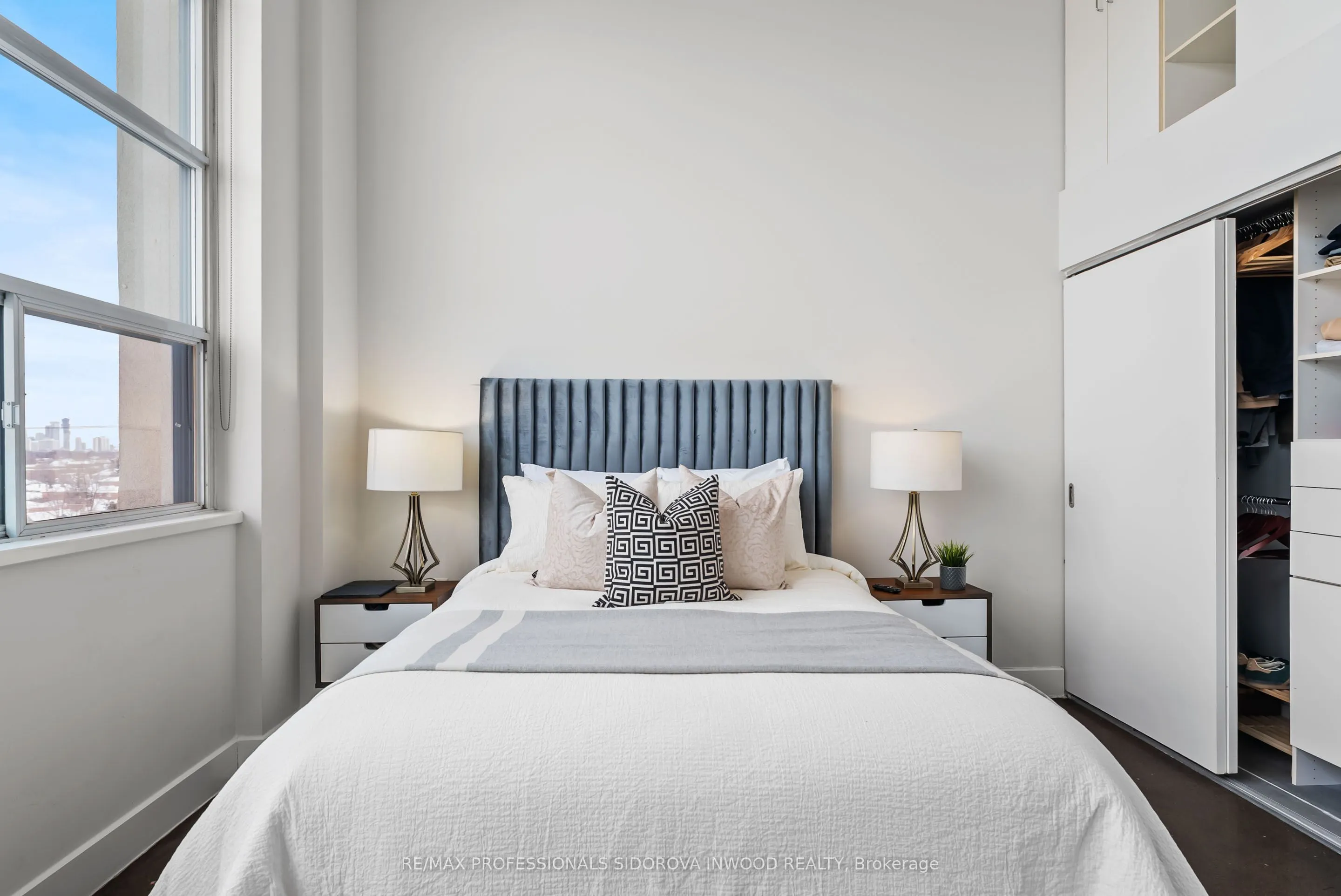 1001 Roselawn Avenue, #429
