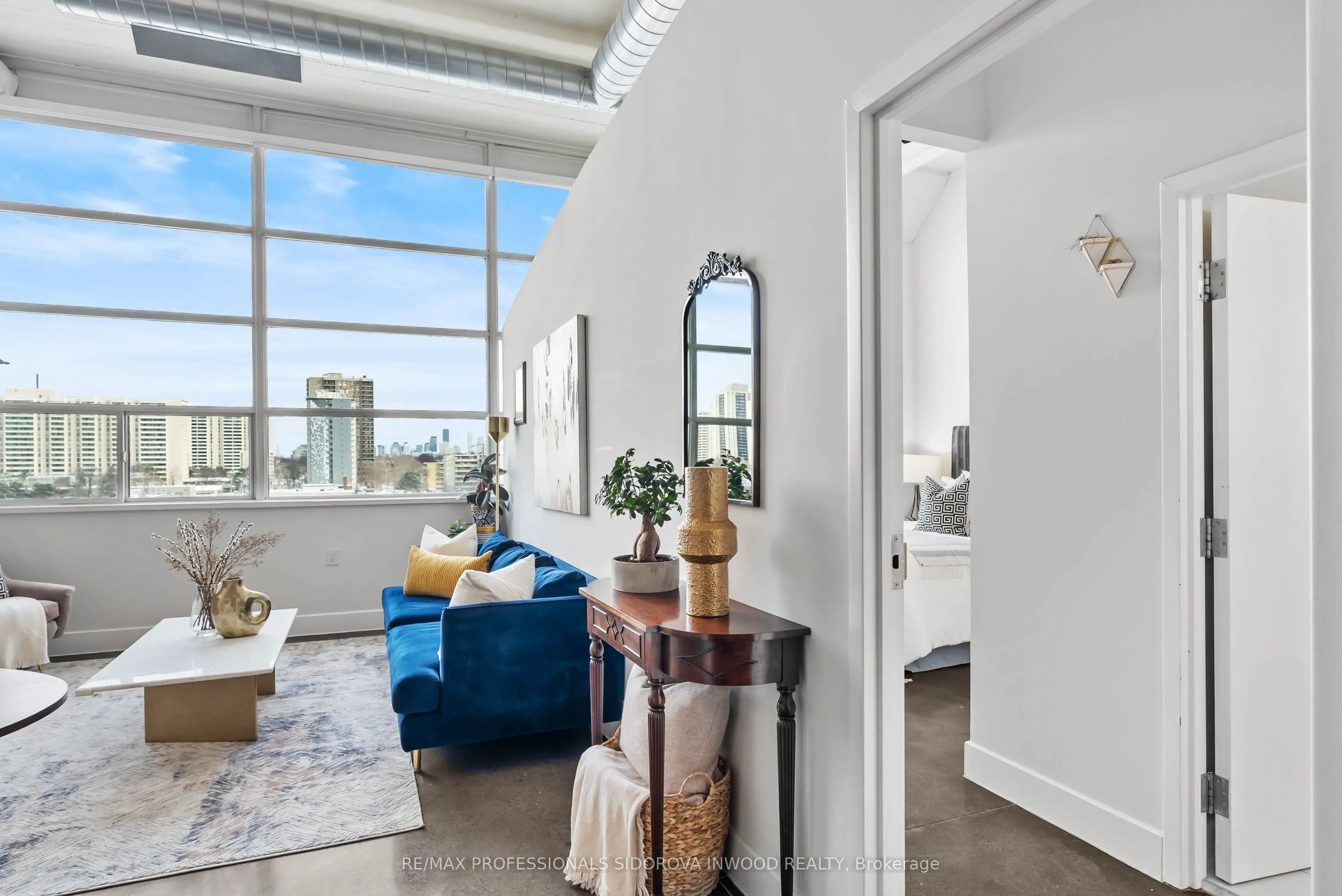 1001 Roselawn Avenue, #429