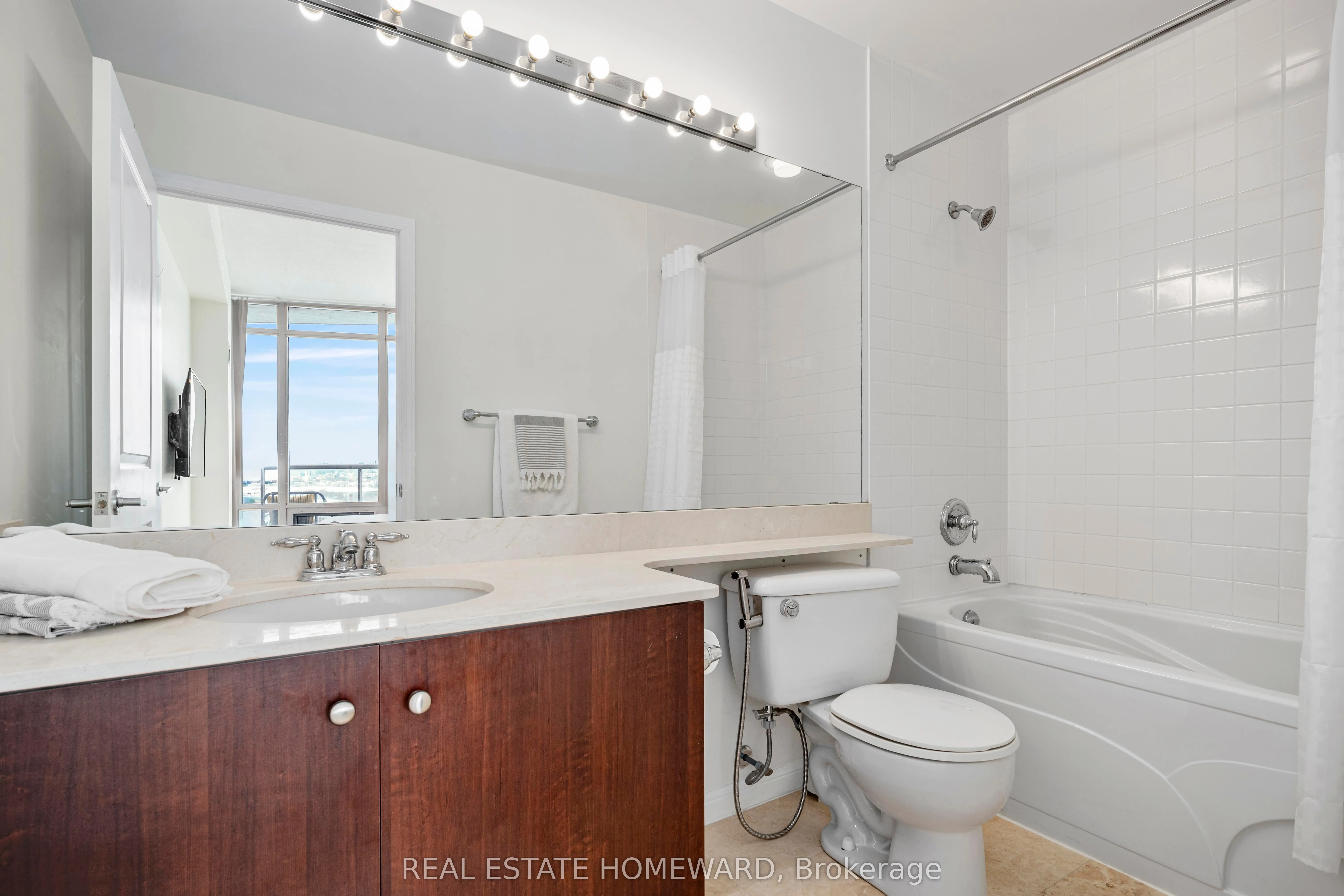 15 Windermere Avenue, #2107