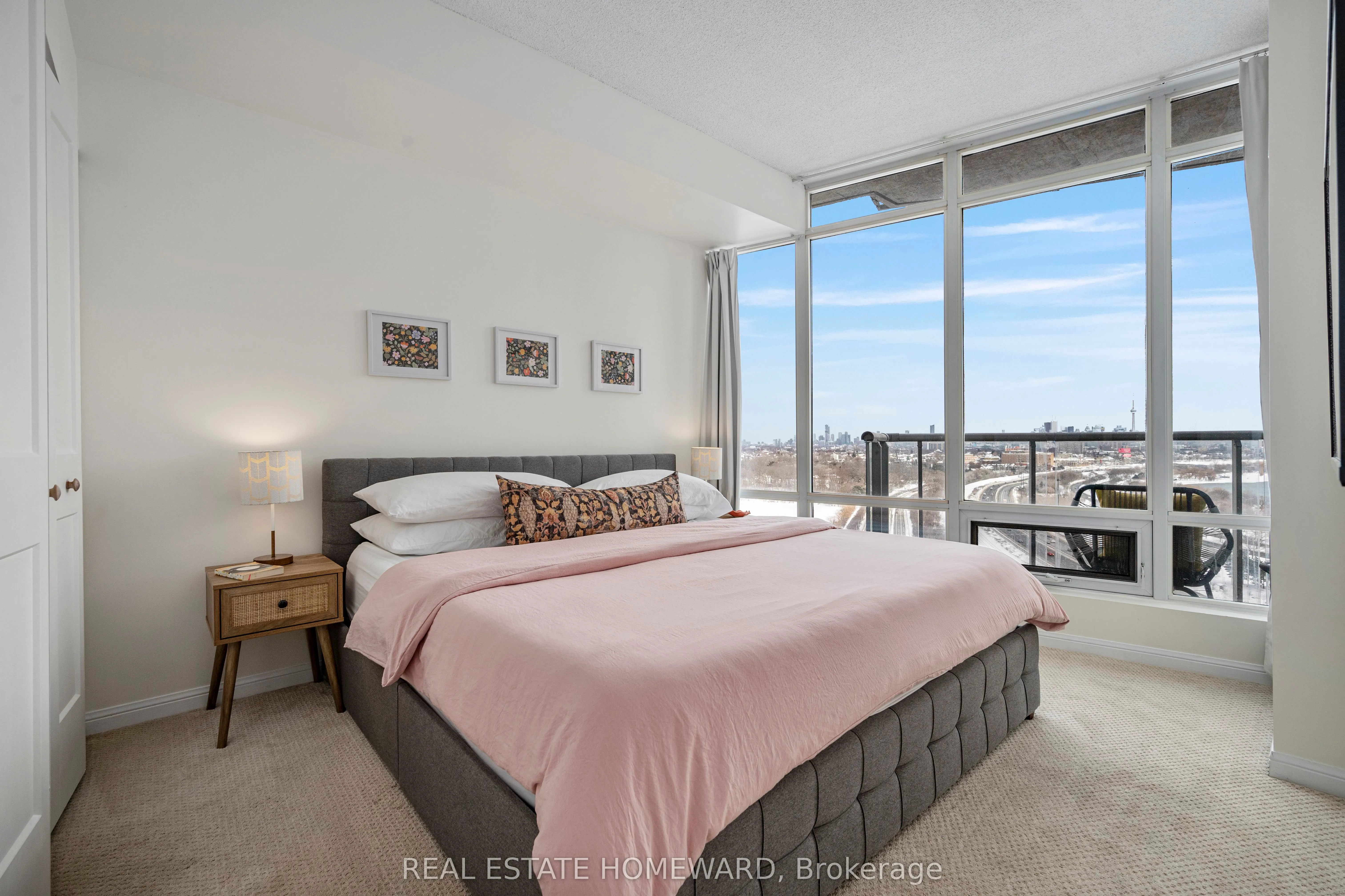 15 Windermere Avenue, #2107