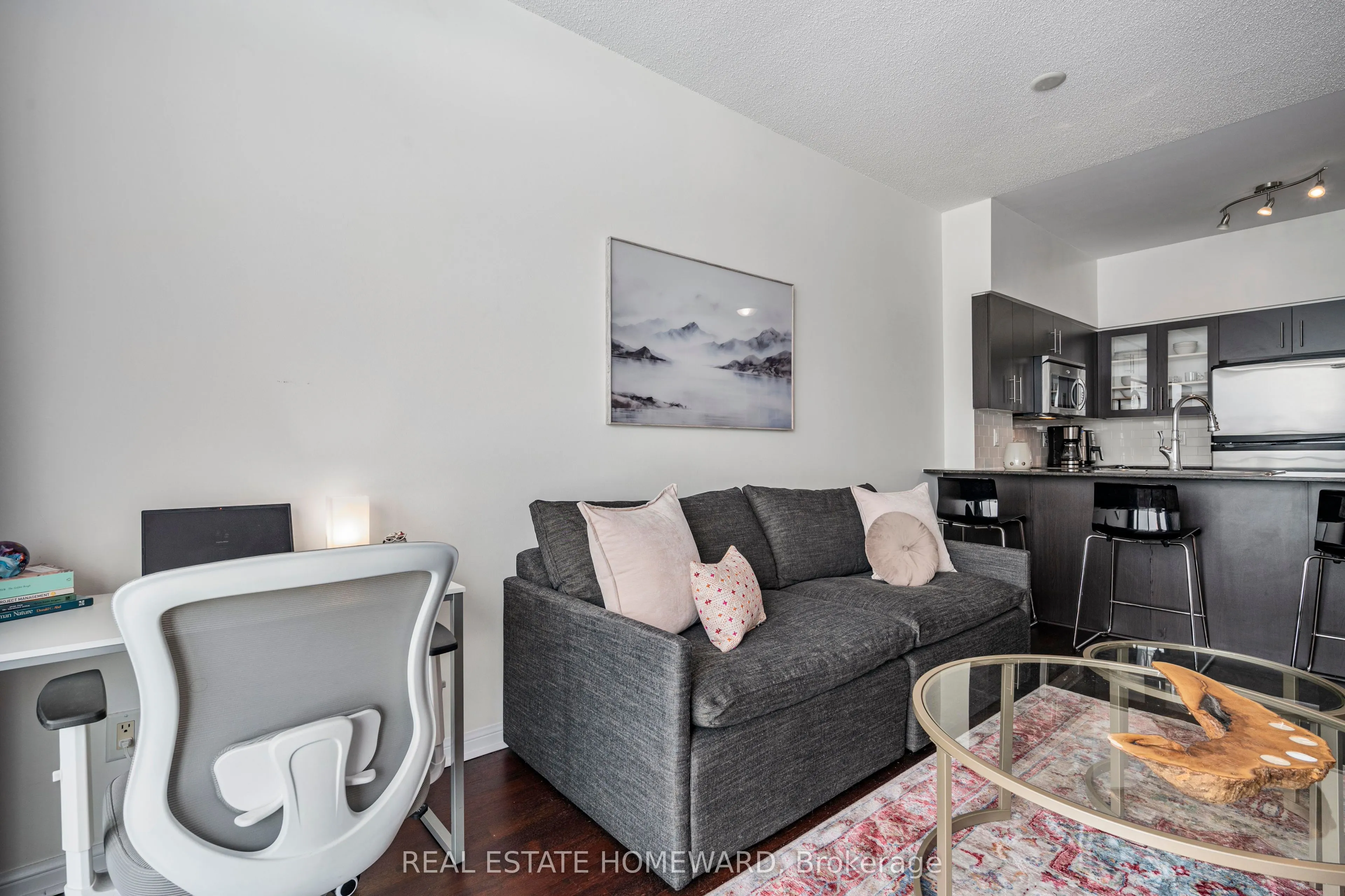 15 Windermere Avenue, #2107