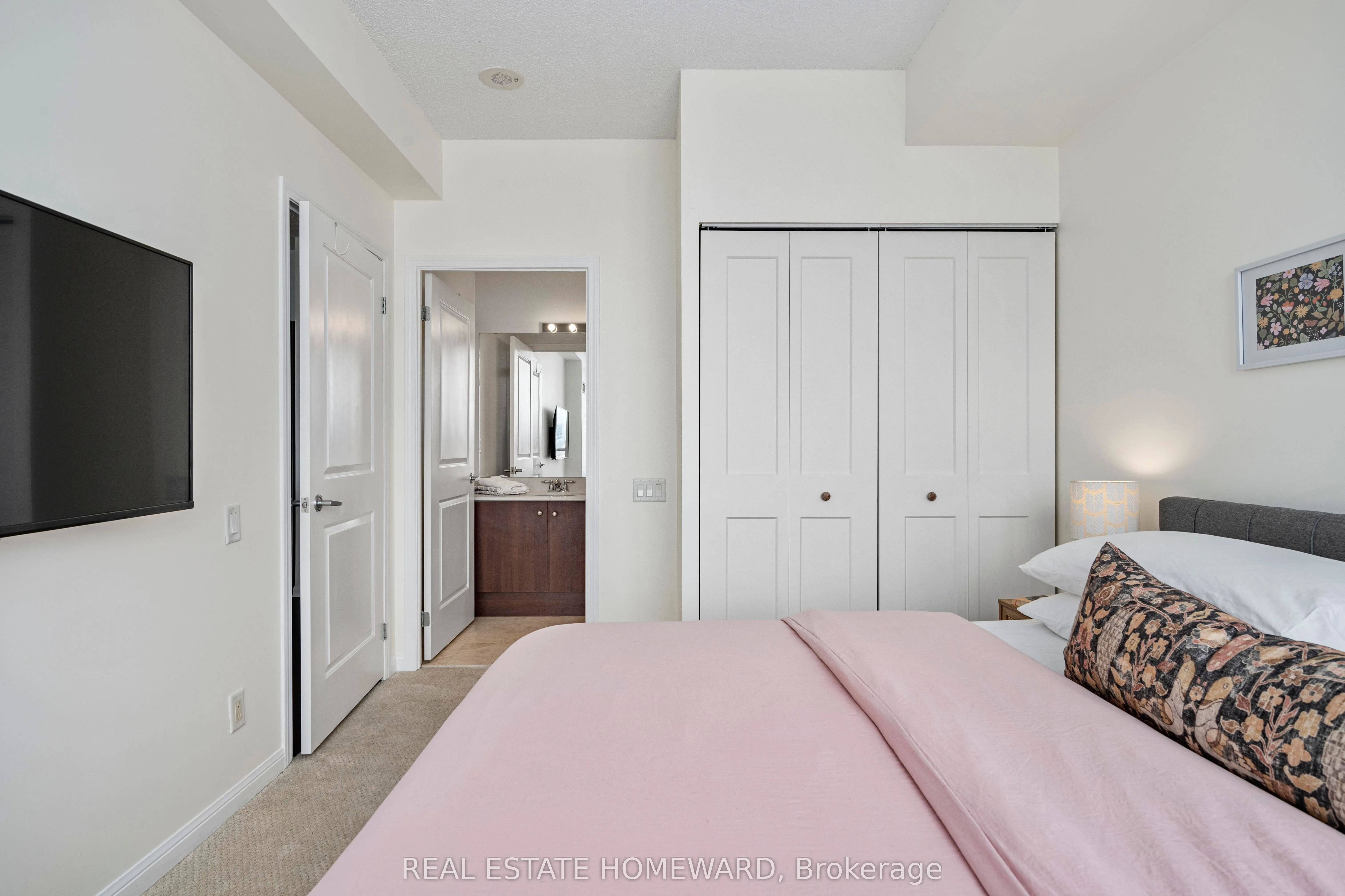 15 Windermere Avenue, #2107