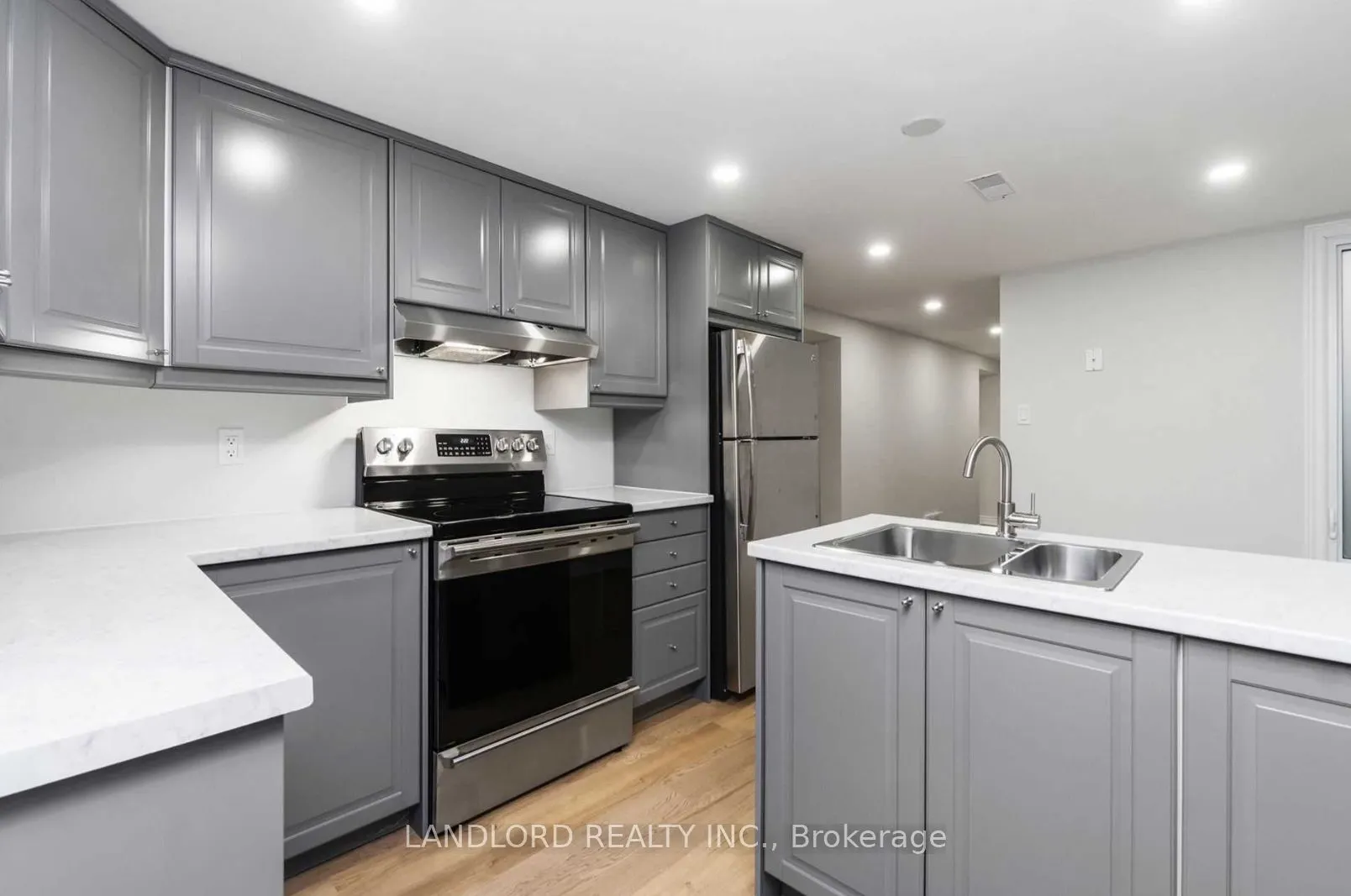 8 Carysfort Road, #Lower
