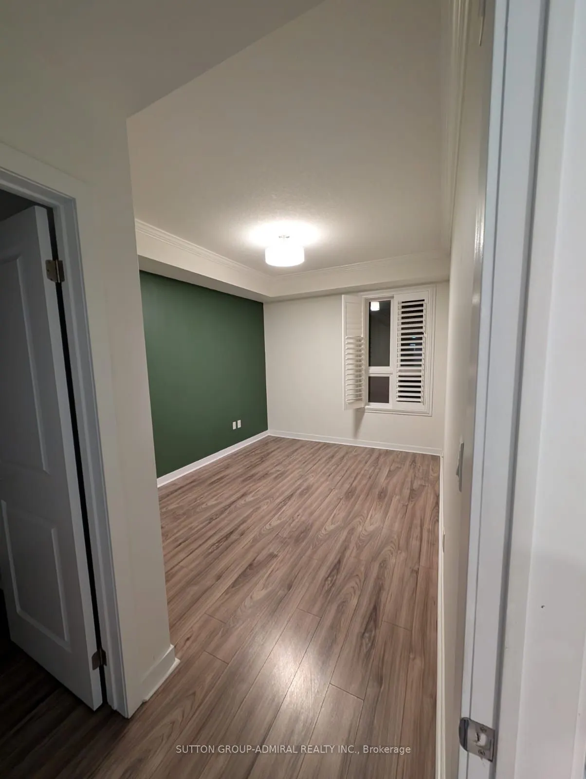 5317 Upper Middle Road, #104