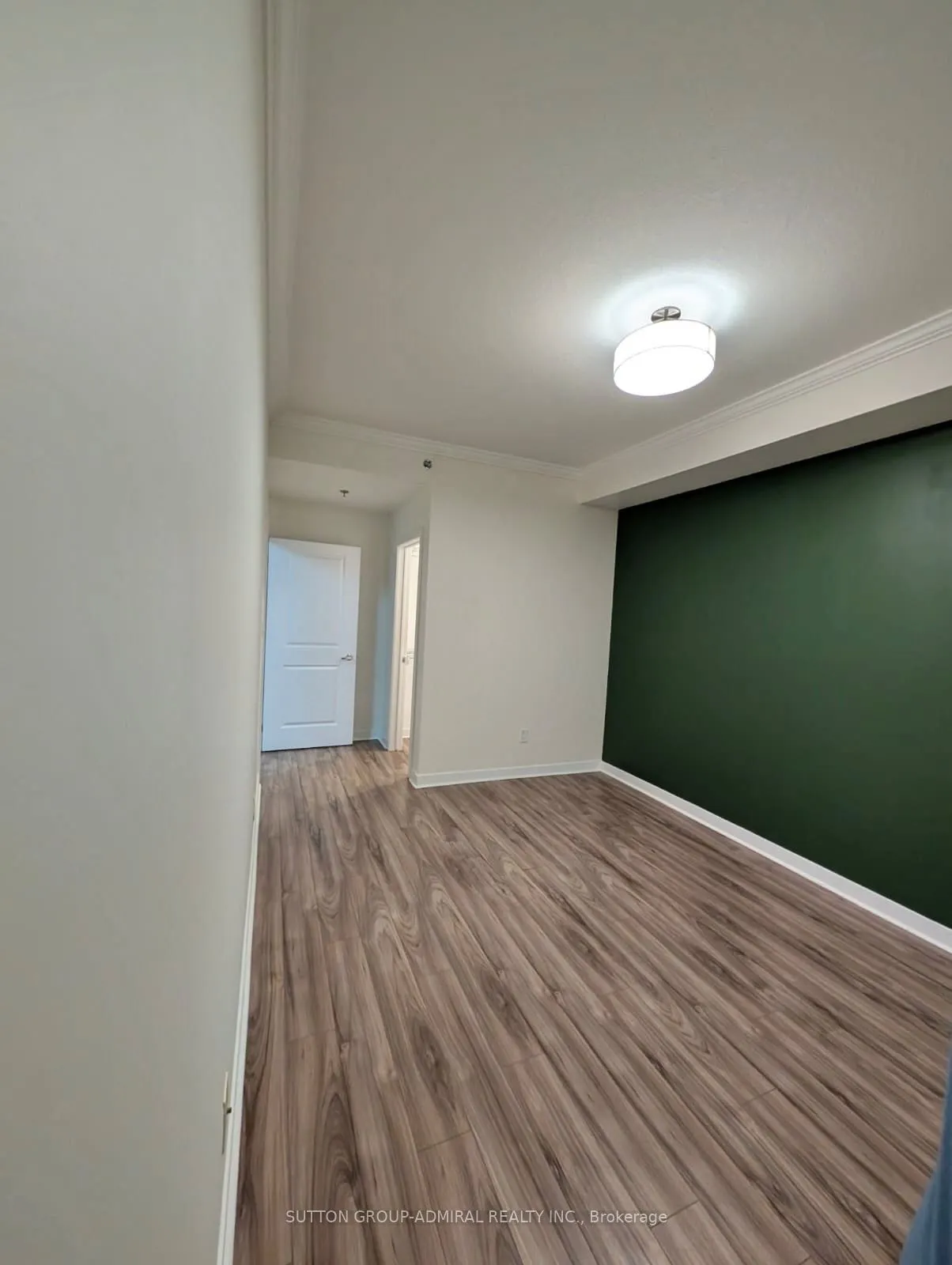 5317 Upper Middle Road, #104