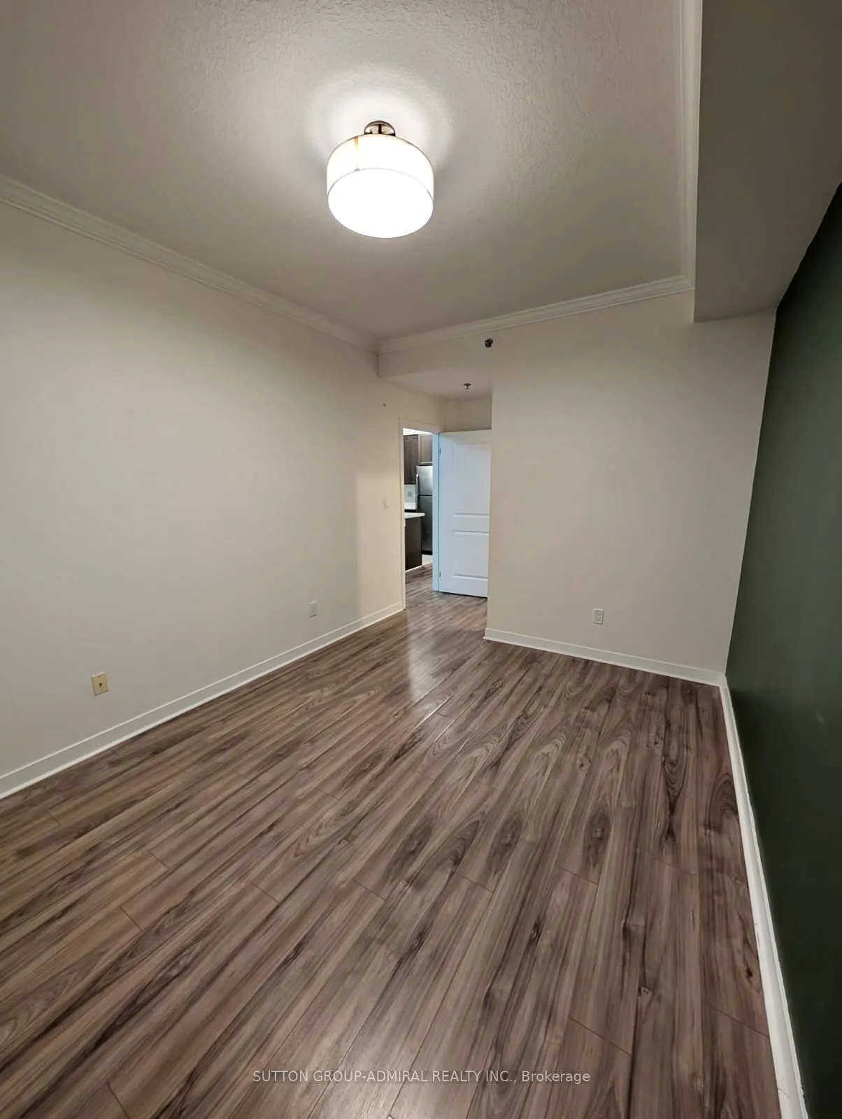 5317 Upper Middle Road, #104