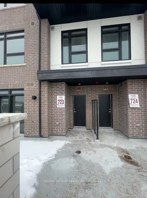 1589 Rose Way, #123
