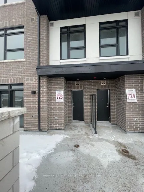1589 Rose Way, #123